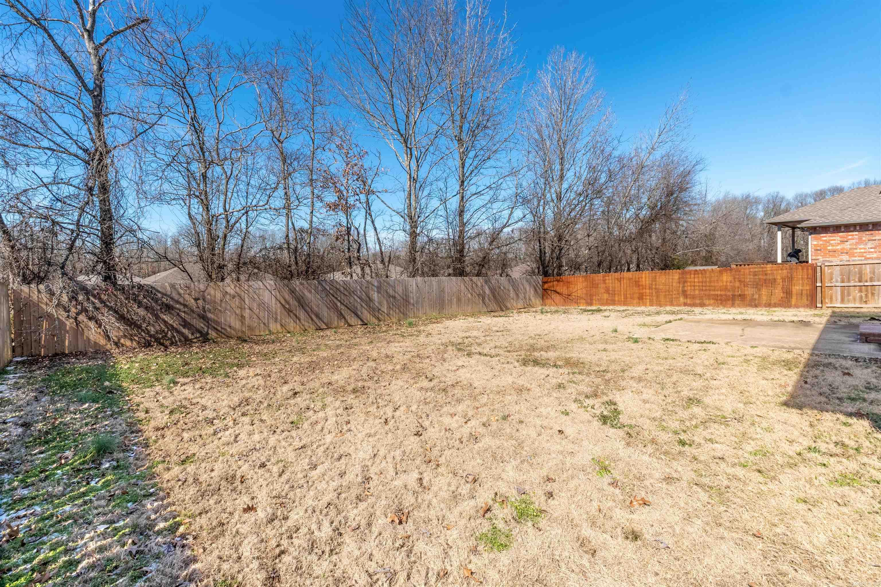 MAGNOLIA ESTATES - Residential