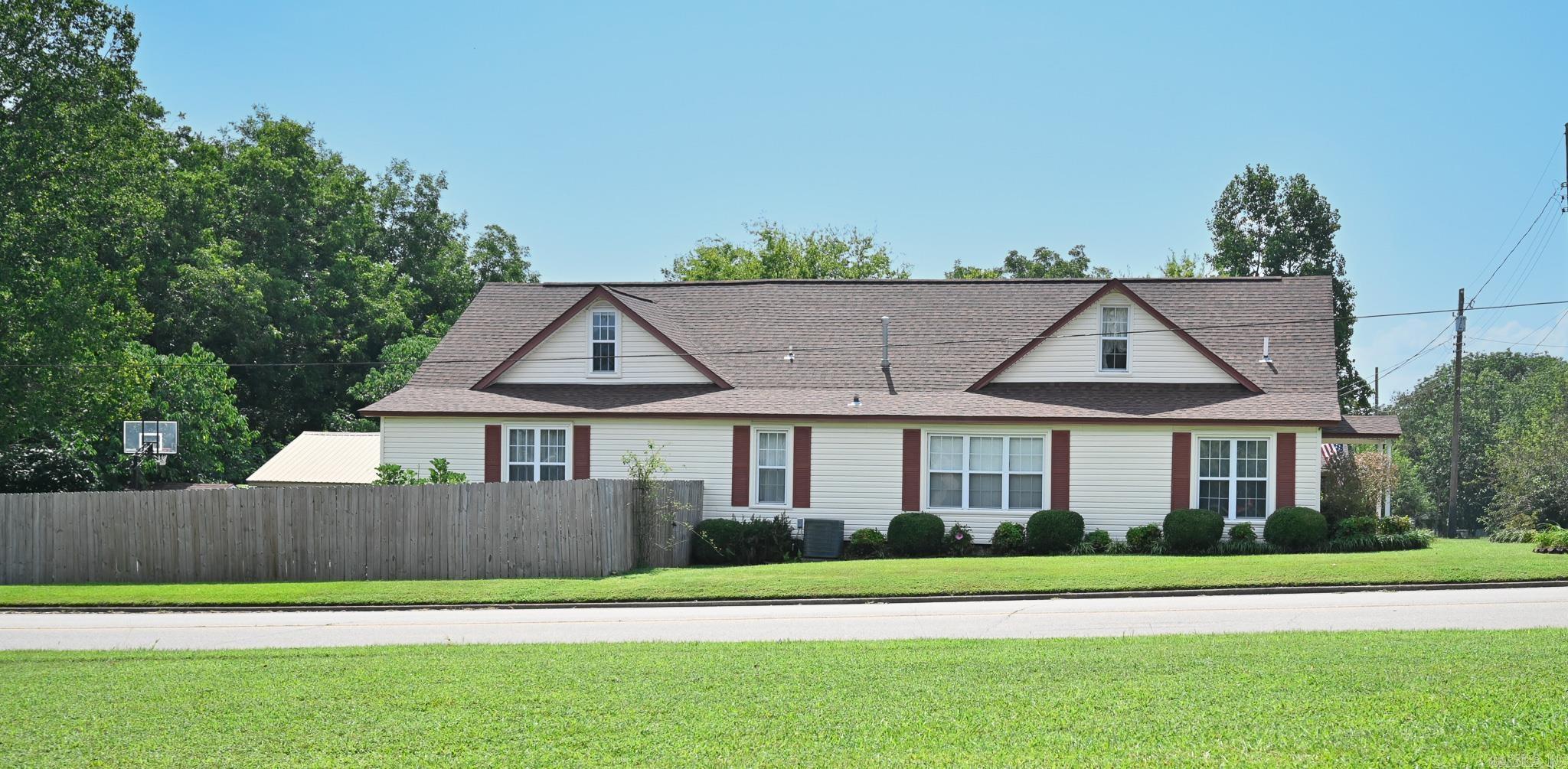 MENA ORIGINAL - Residential