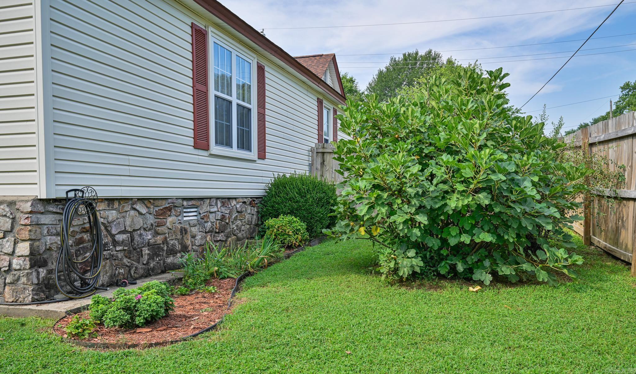 MENA ORIGINAL - Residential