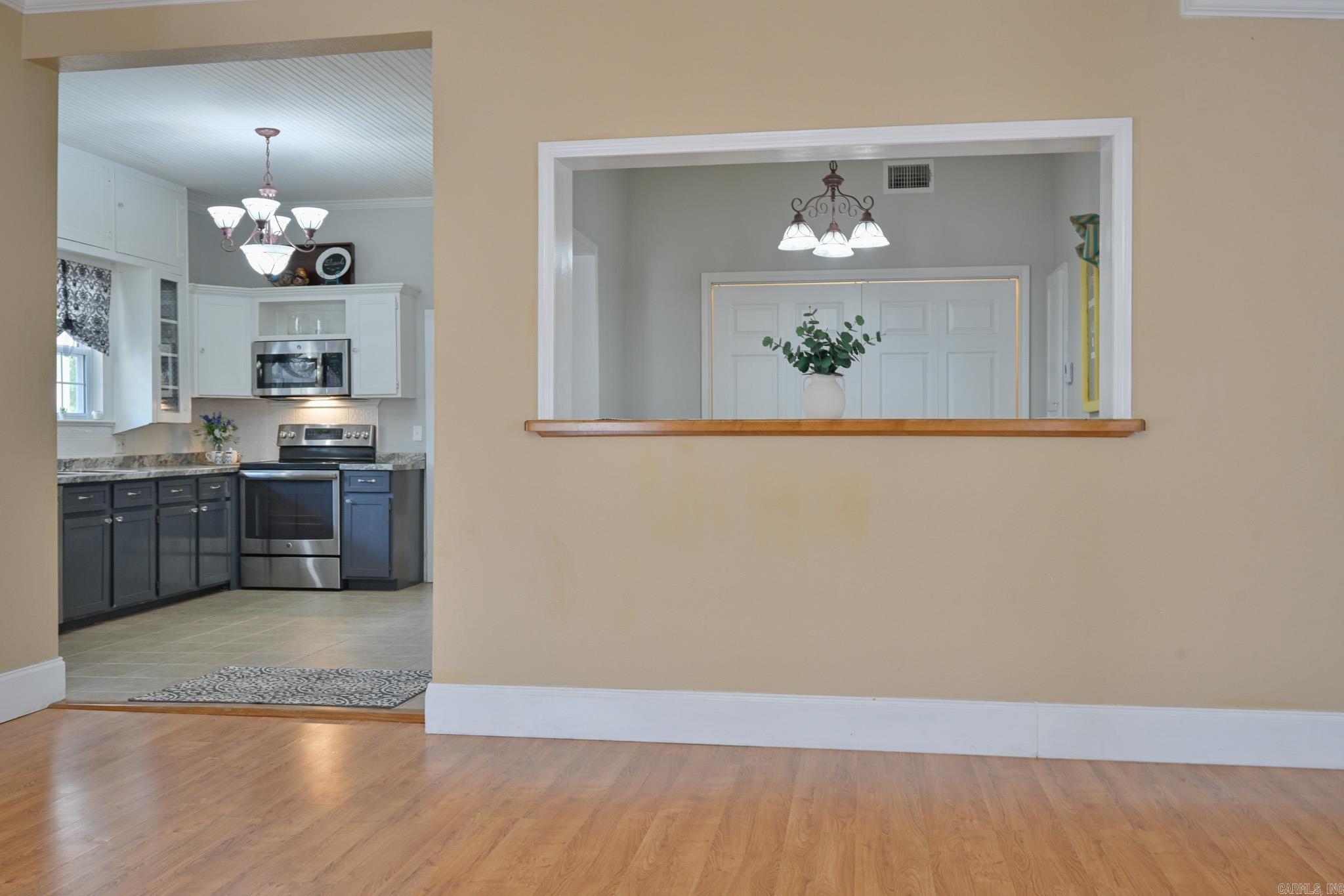 MENA ORIGINAL - Residential