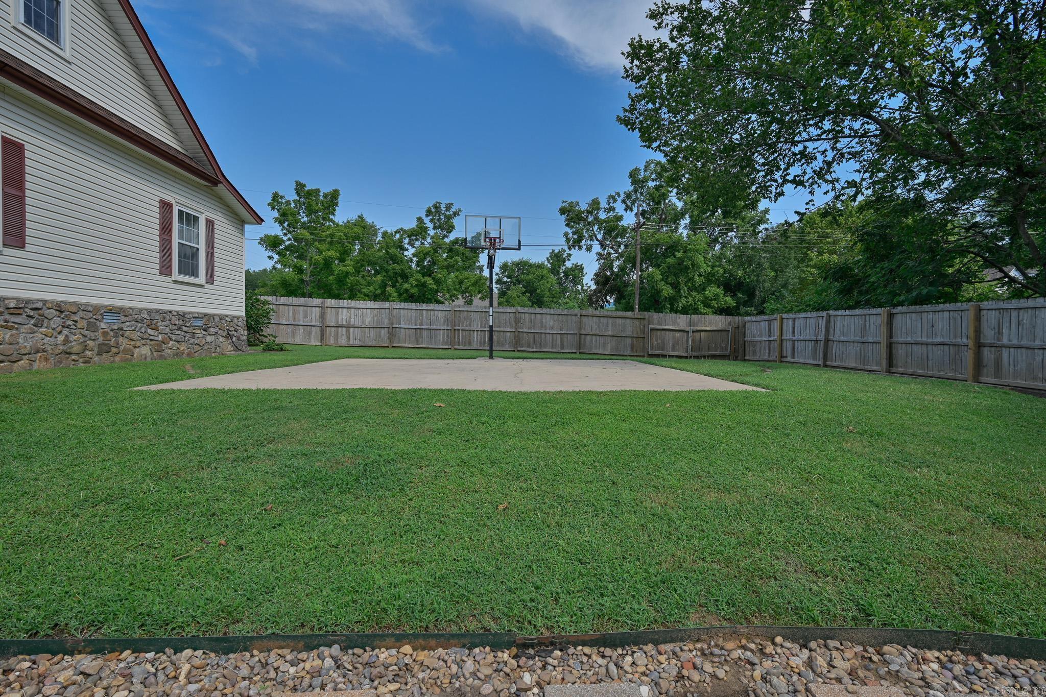 MENA ORIGINAL - Residential