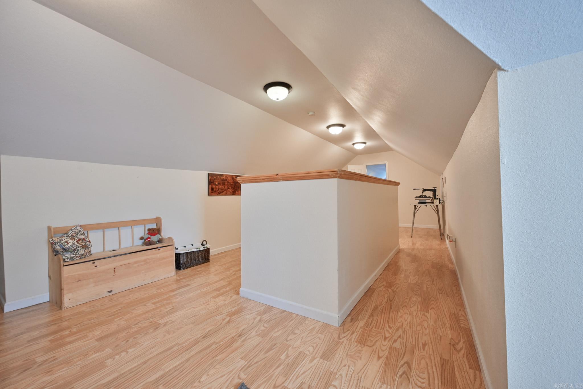 MENA ORIGINAL - Residential