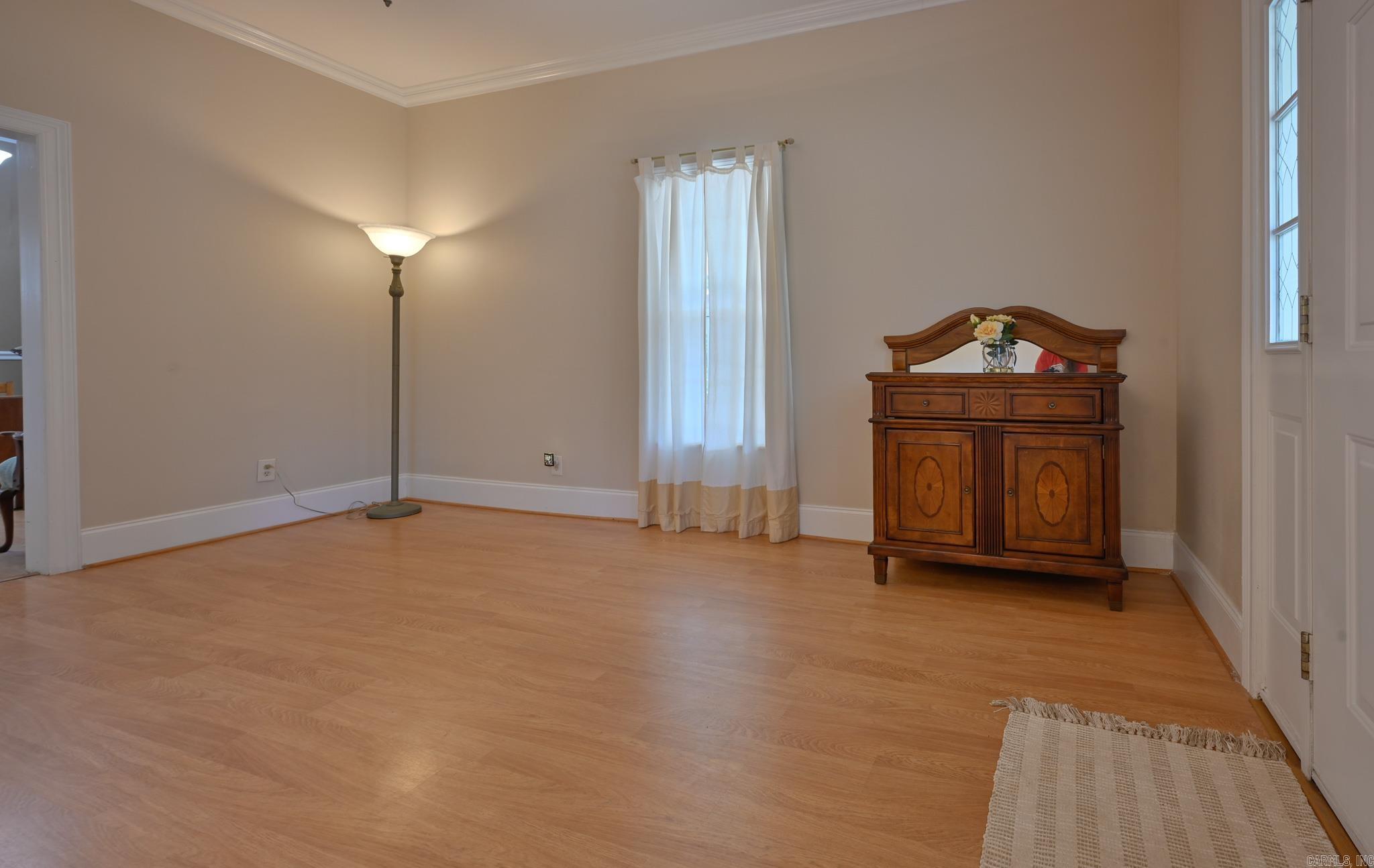 MENA ORIGINAL - Residential