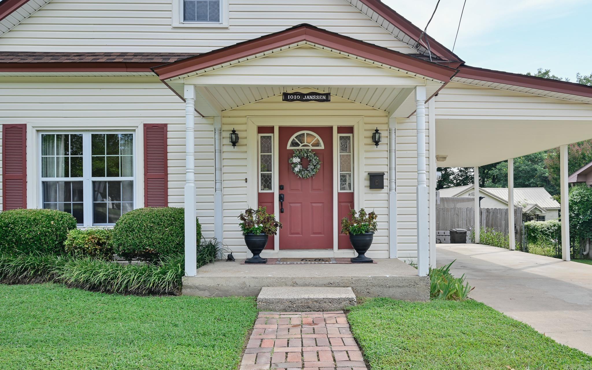 MENA ORIGINAL - Residential