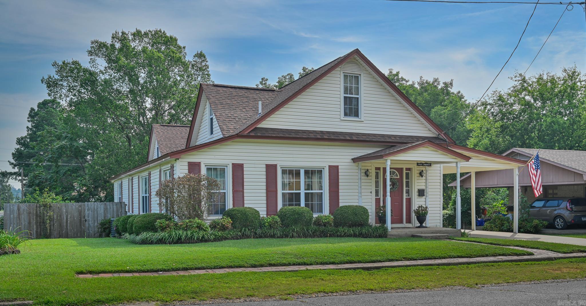 MENA ORIGINAL - Residential