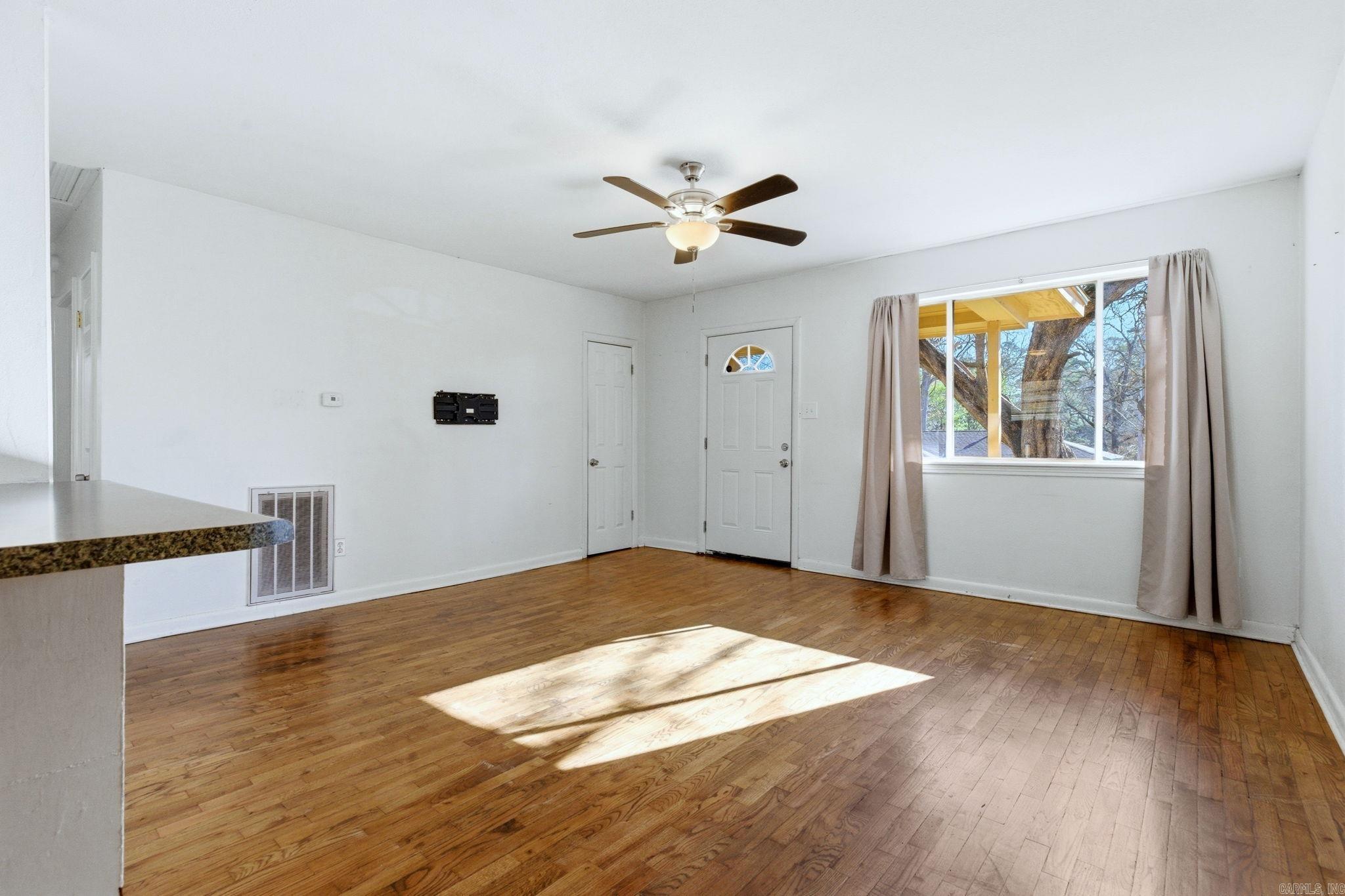 HAMILTON & BRACK - Residential