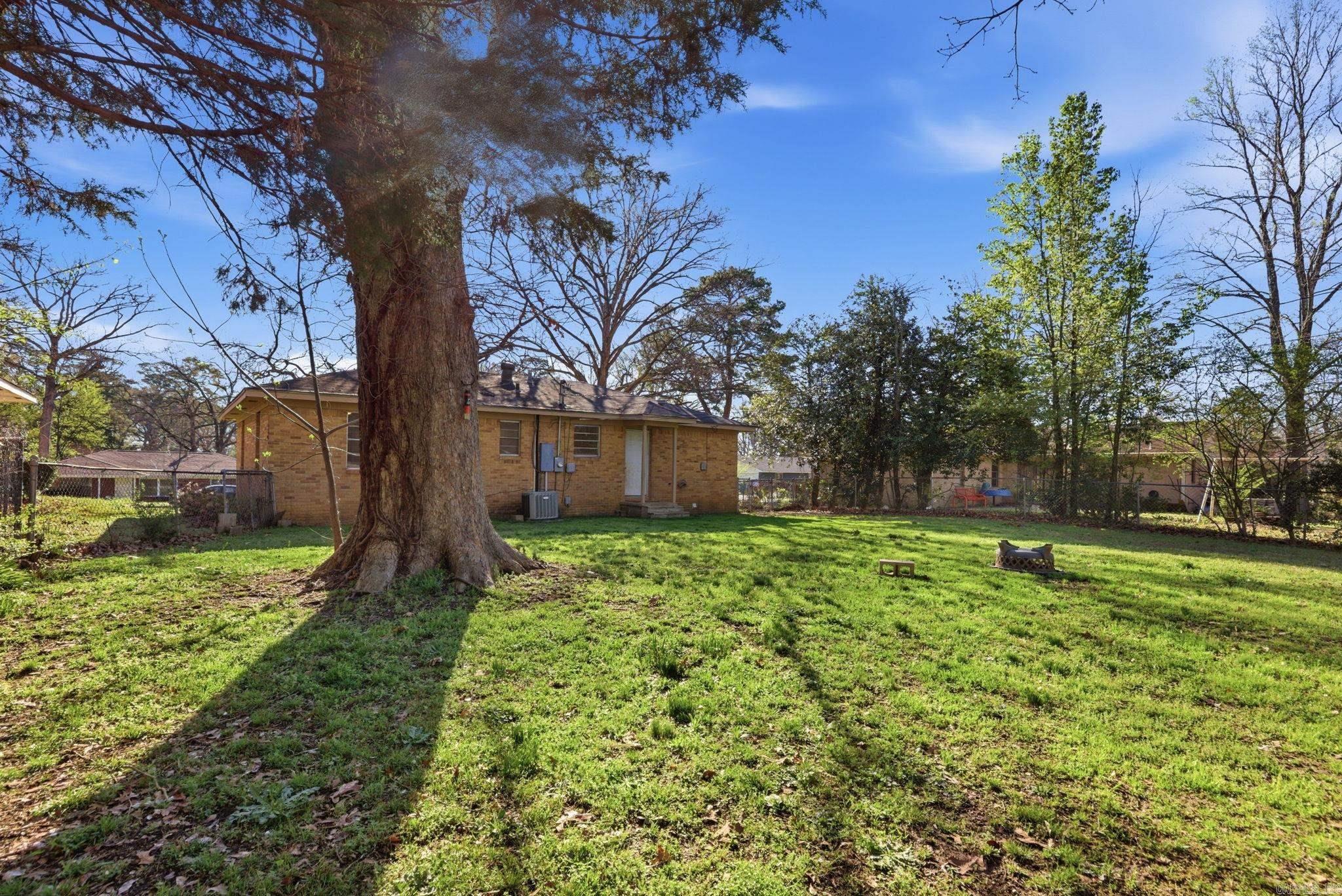 HAMILTON & BRACK - Residential