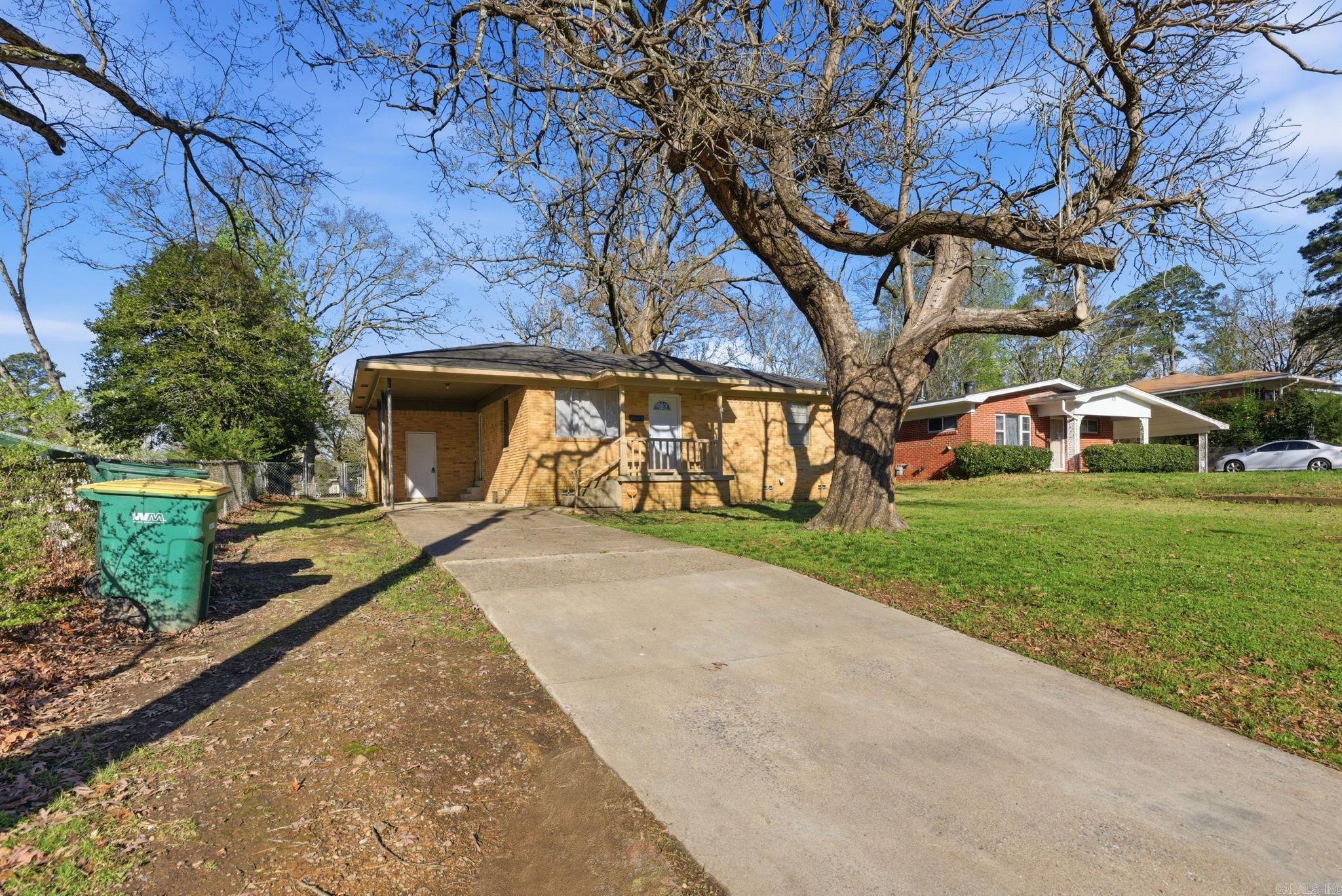 HAMILTON & BRACK - Residential