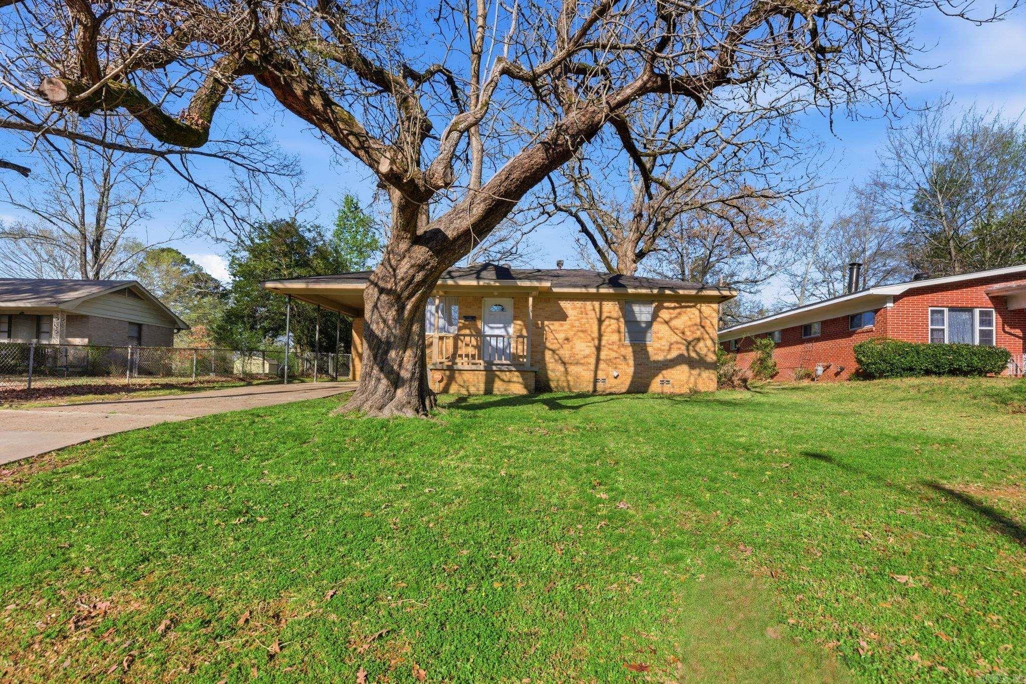 HAMILTON & BRACK - Residential