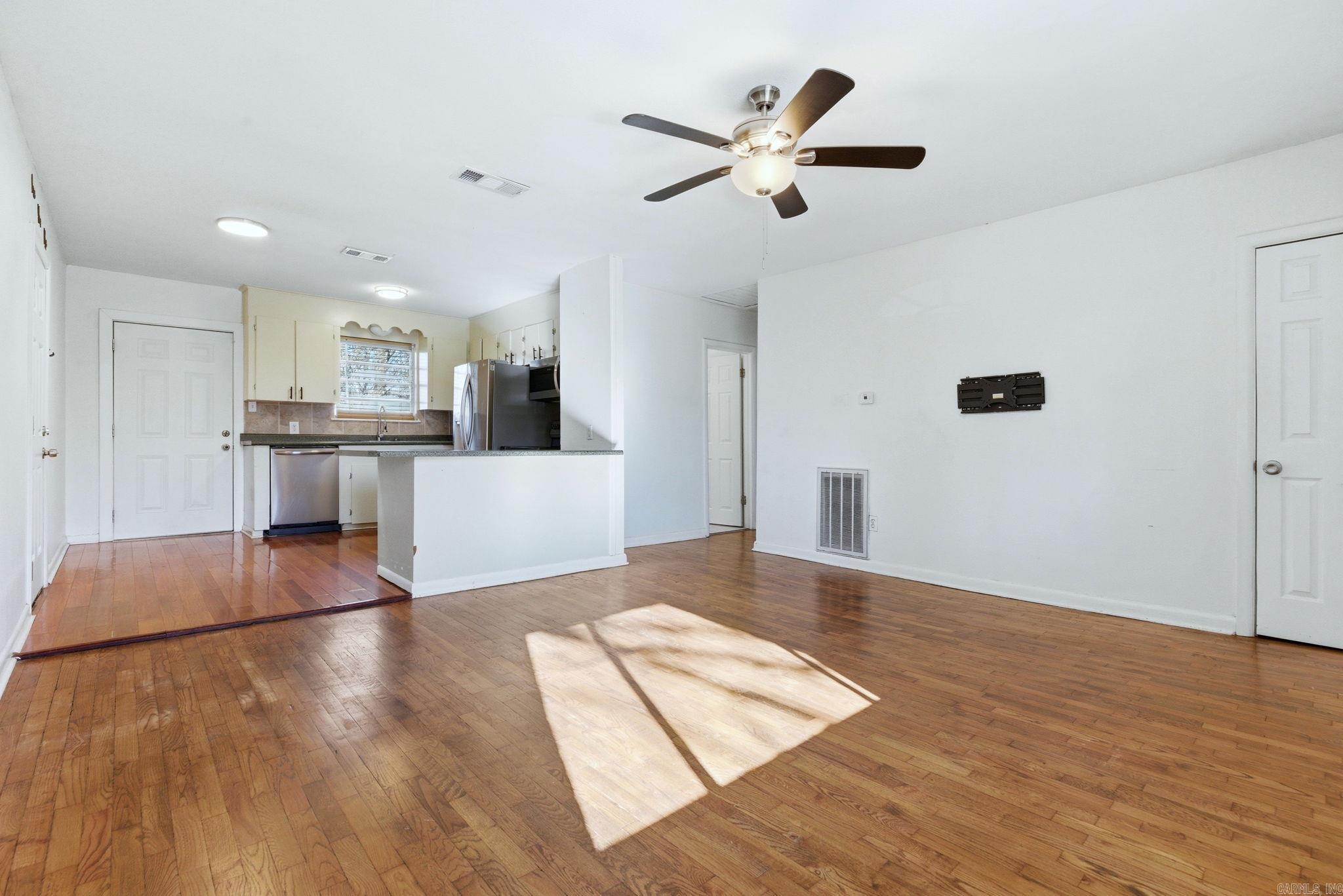 HAMILTON & BRACK - Residential