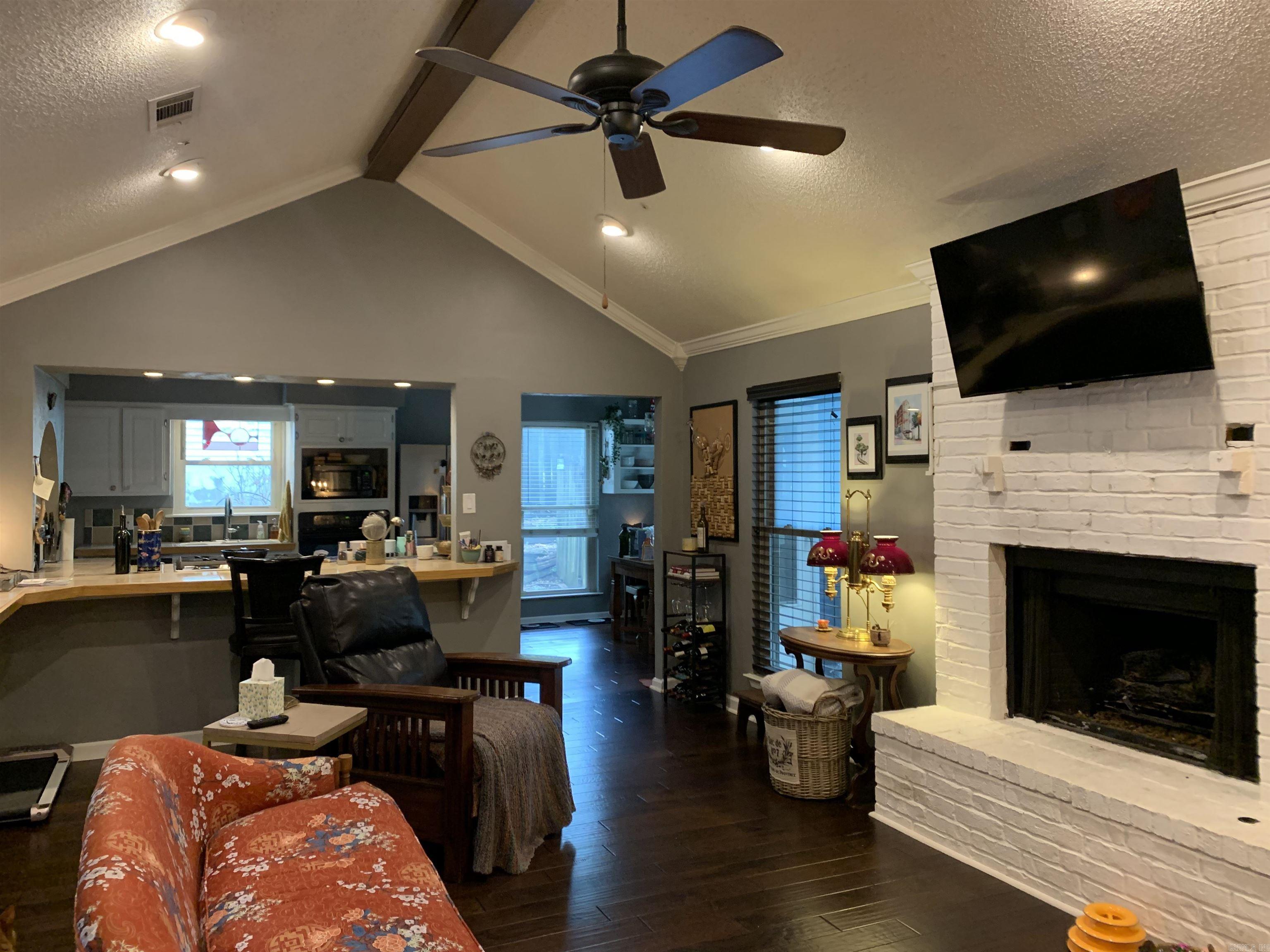 PARKWAY PLACE - Residential