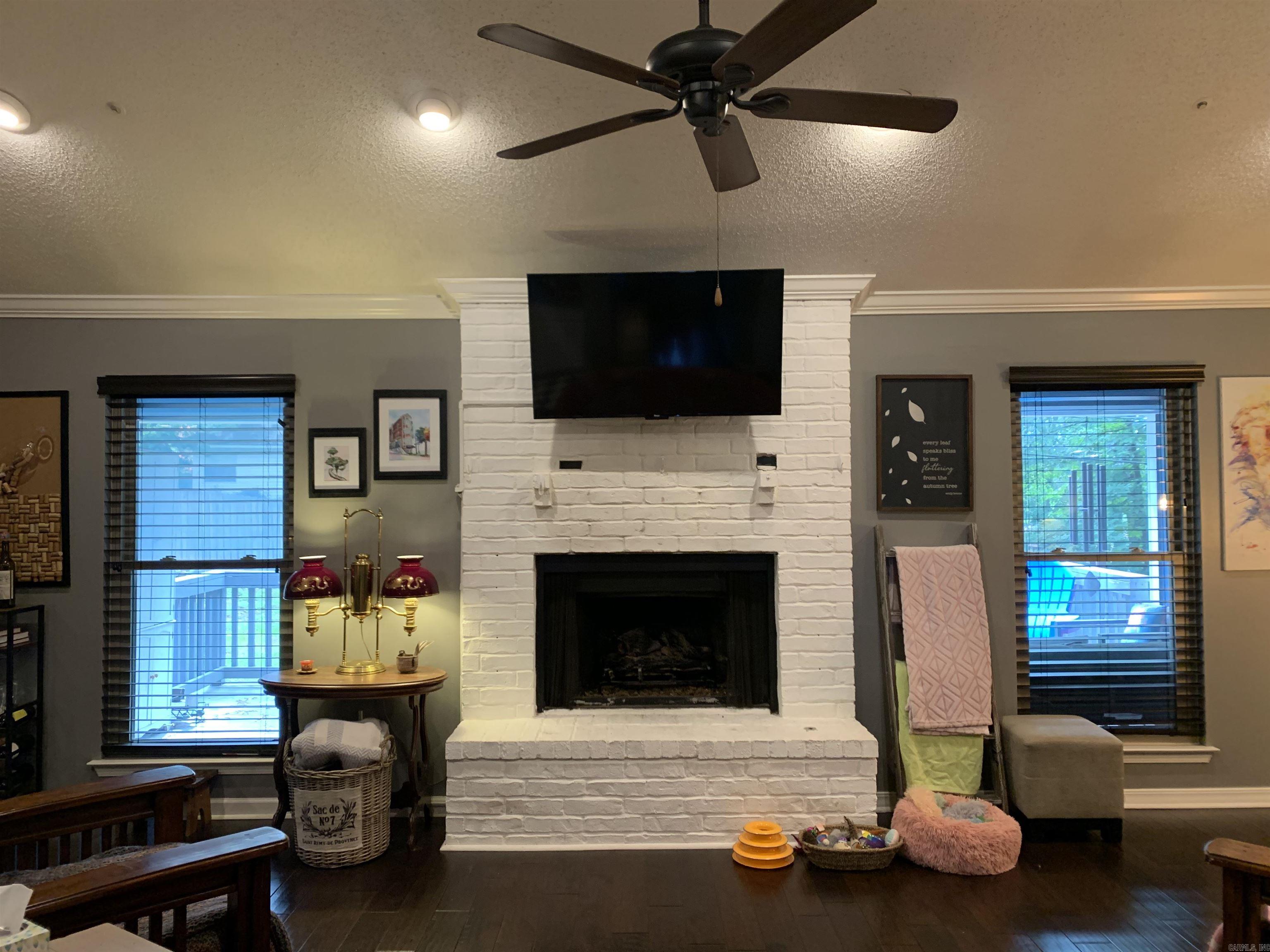 PARKWAY PLACE - Residential