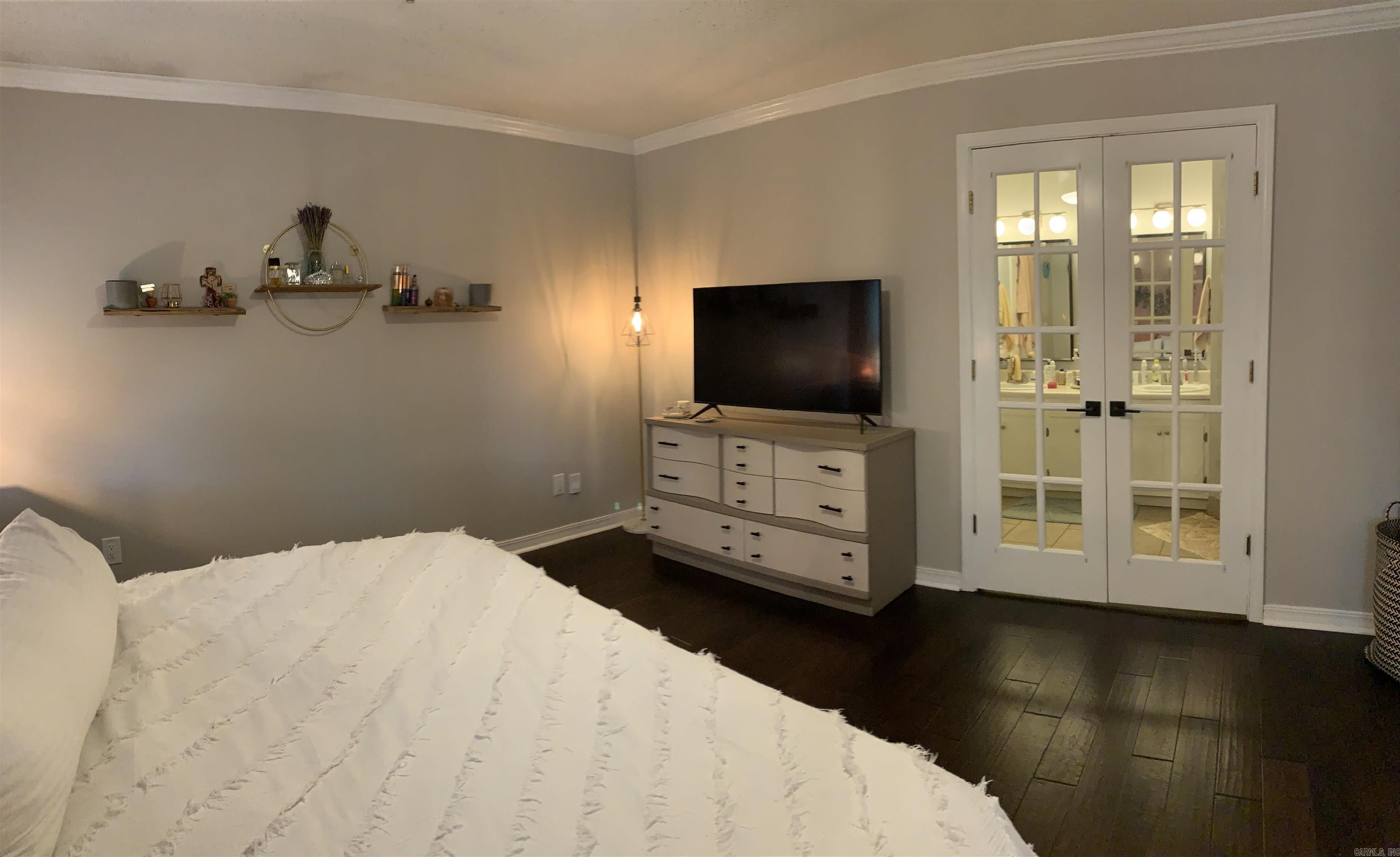 PARKWAY PLACE - Residential