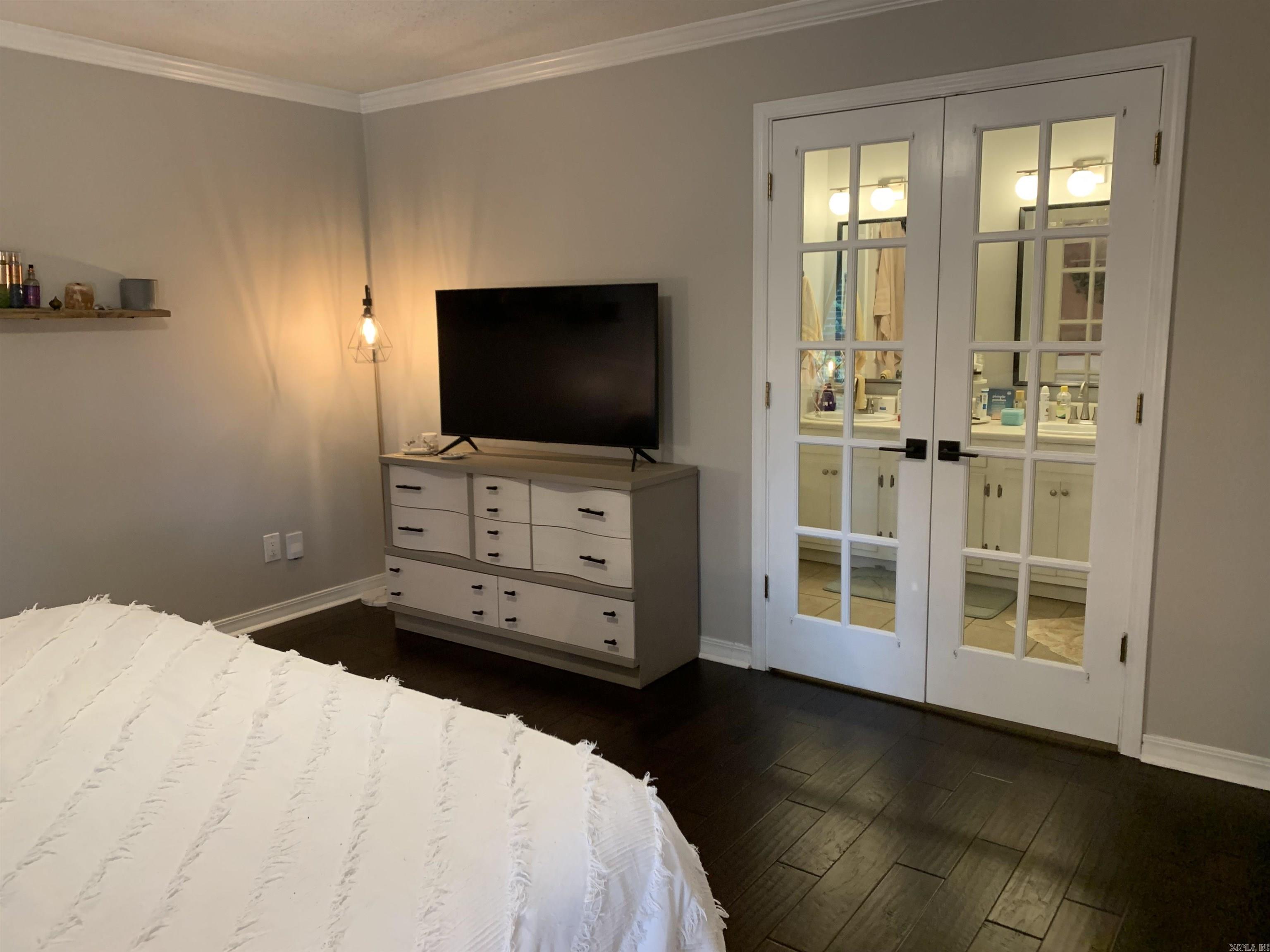 PARKWAY PLACE - Residential