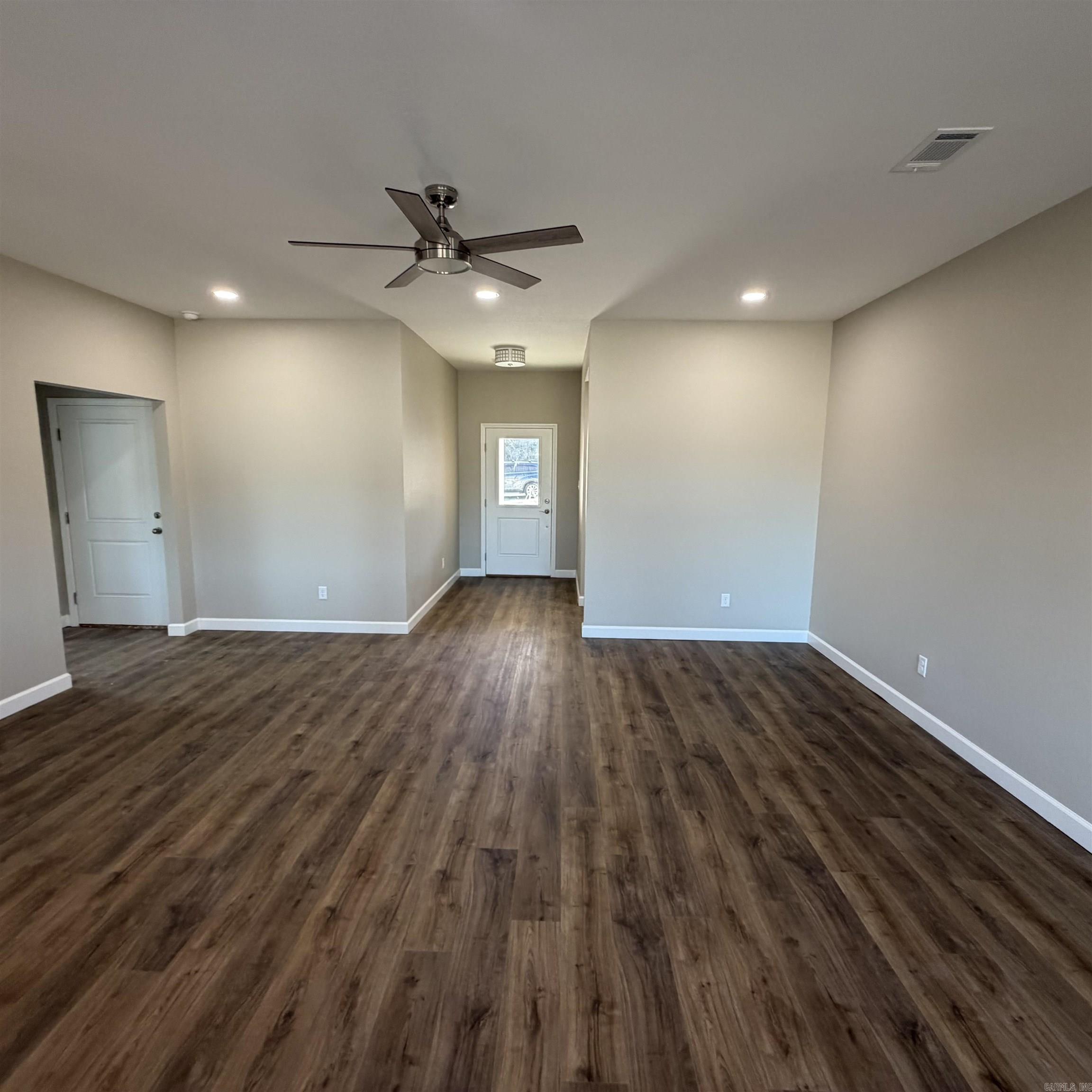 WINCHESTER ESTATES - Residential