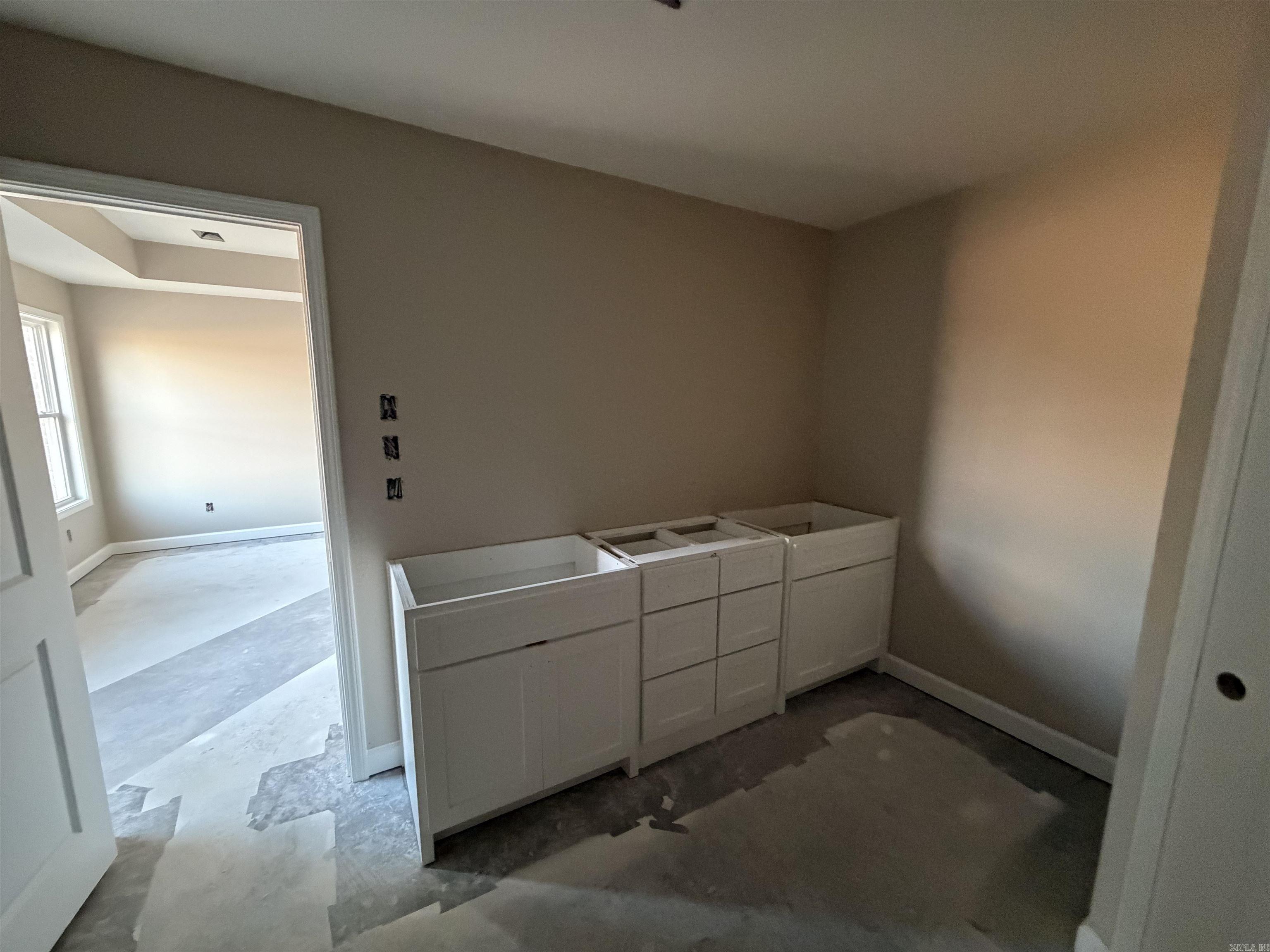 WINCHESTER ESTATES - Residential