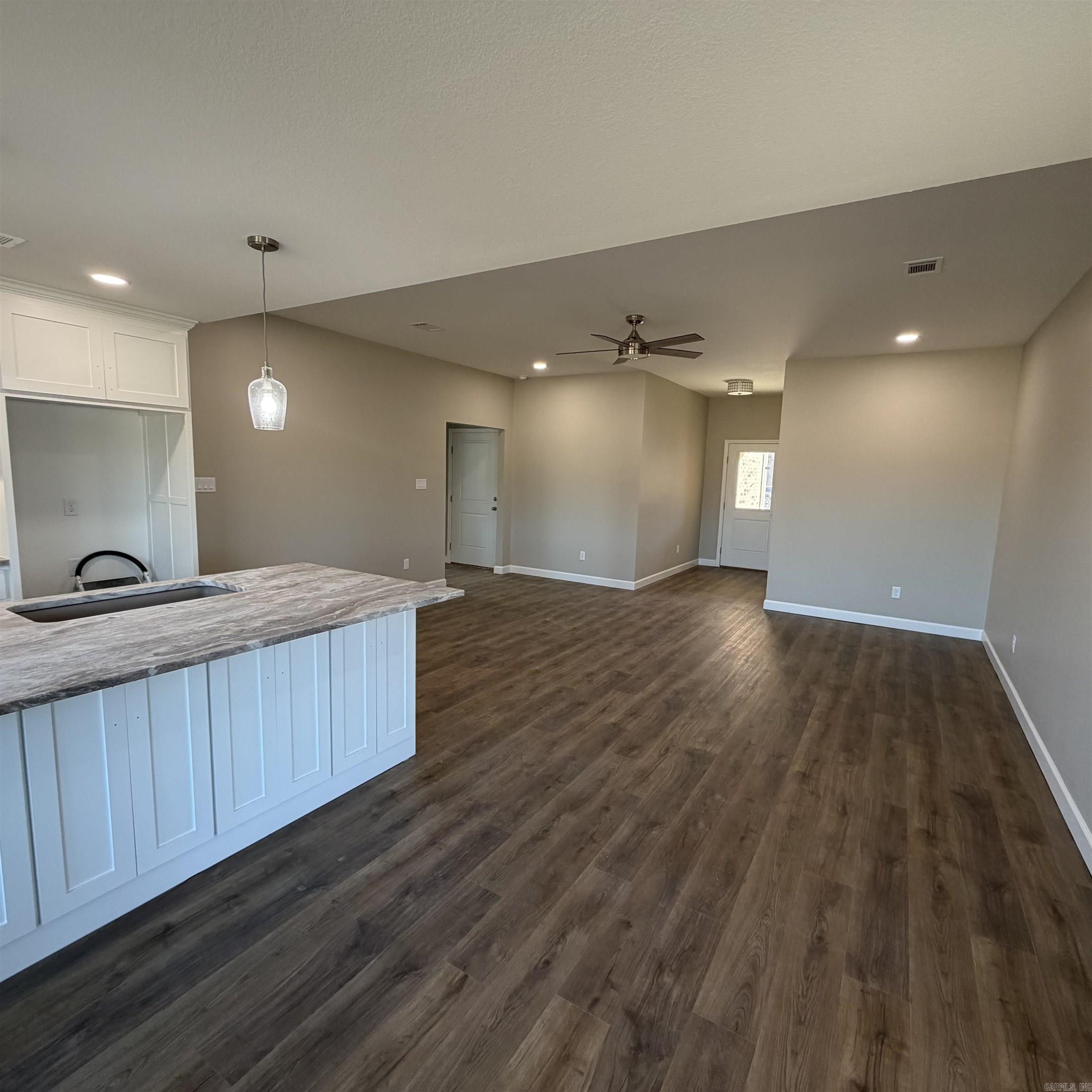 WINCHESTER ESTATES - Residential