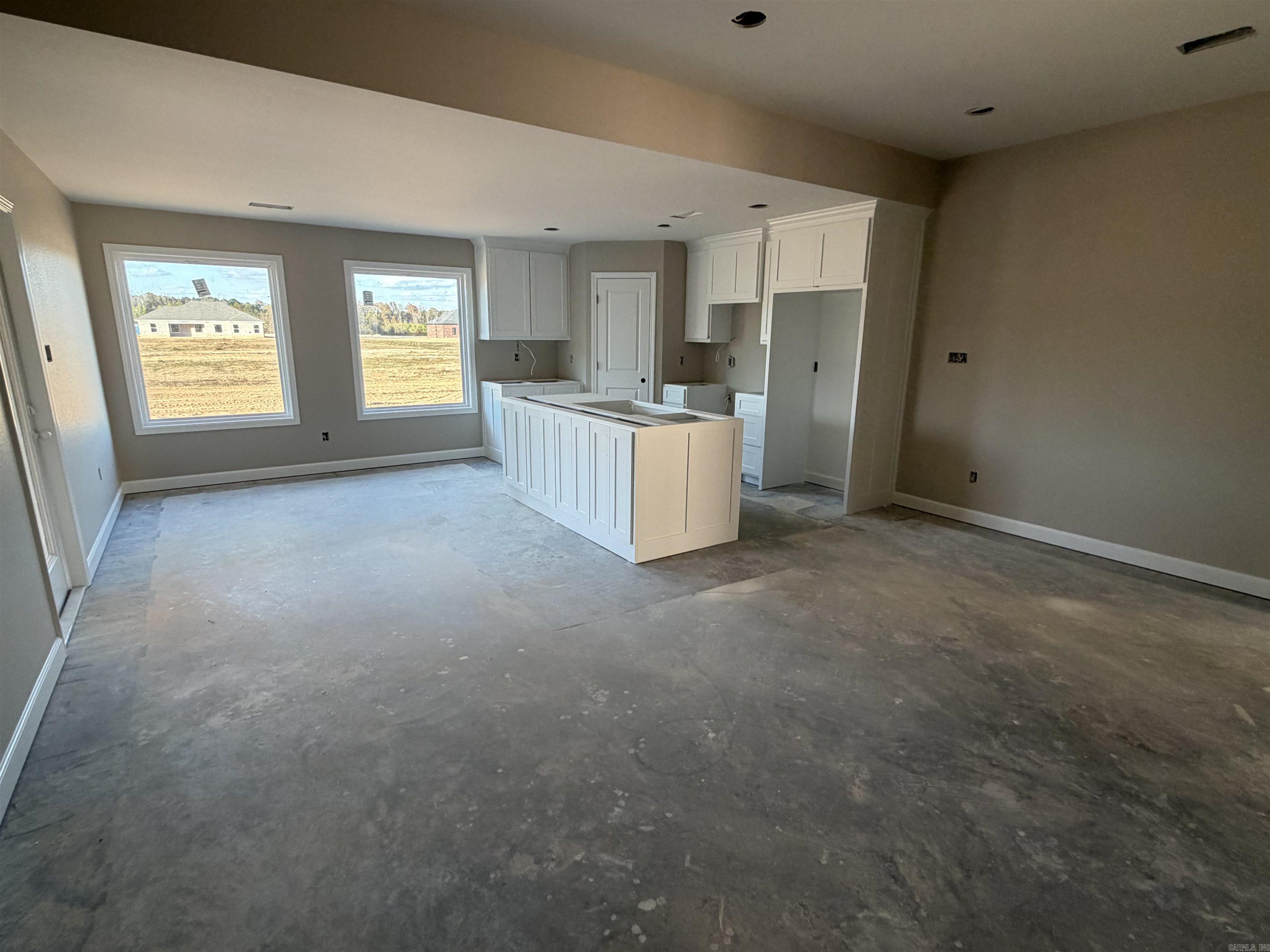 WINCHESTER ESTATES - Residential