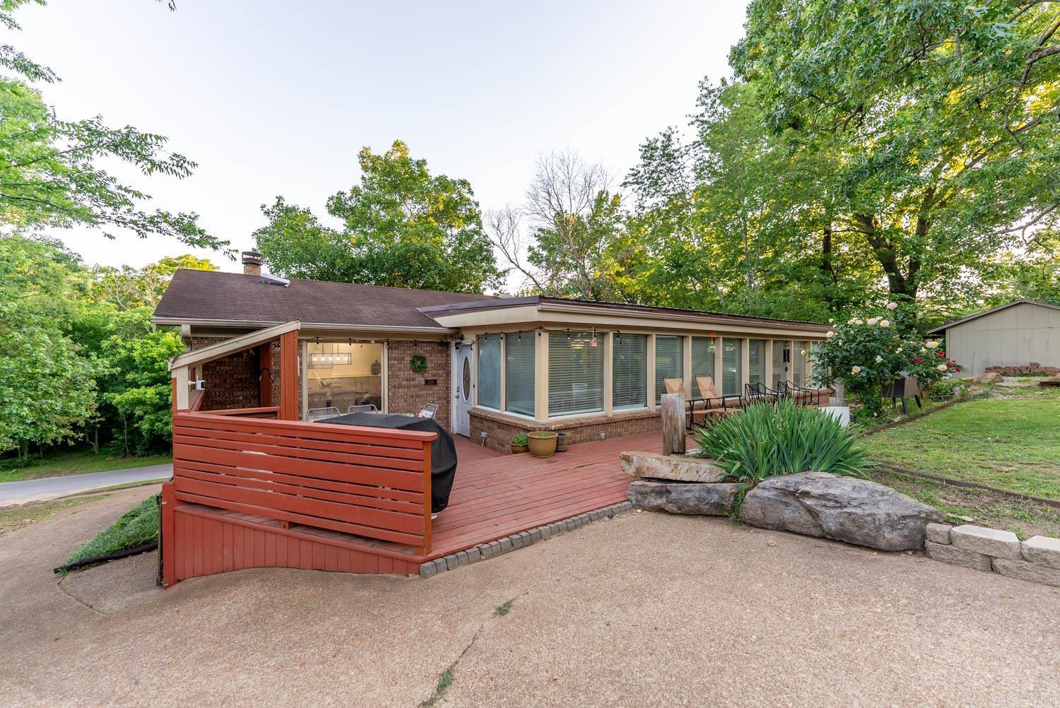 DOUBLE LINKS - Residential