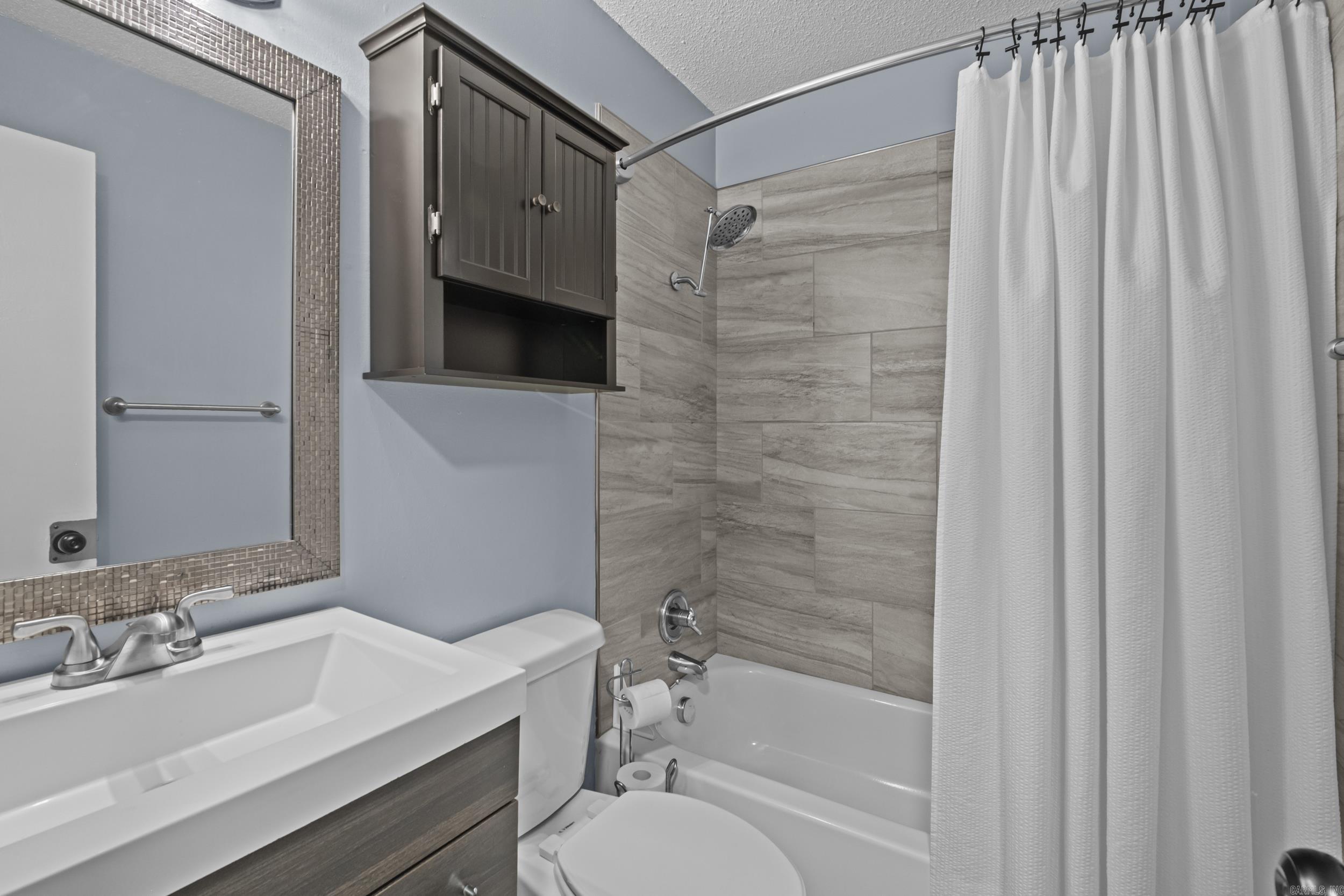 CLOVER HILL PLACE - Residential