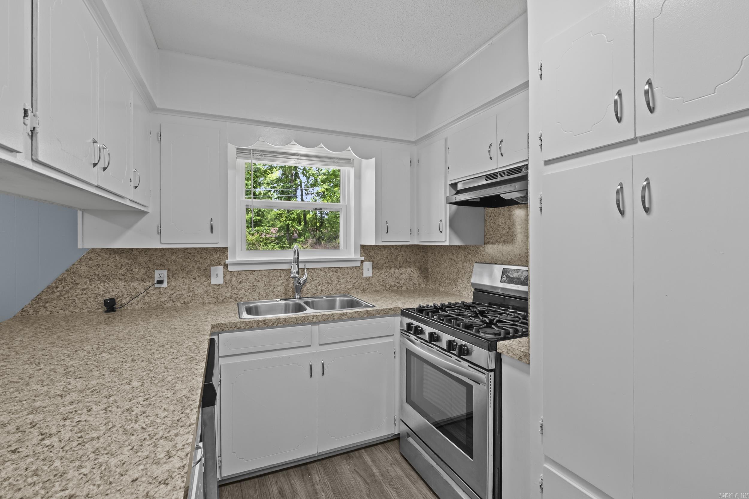 CLOVER HILL PLACE - Residential