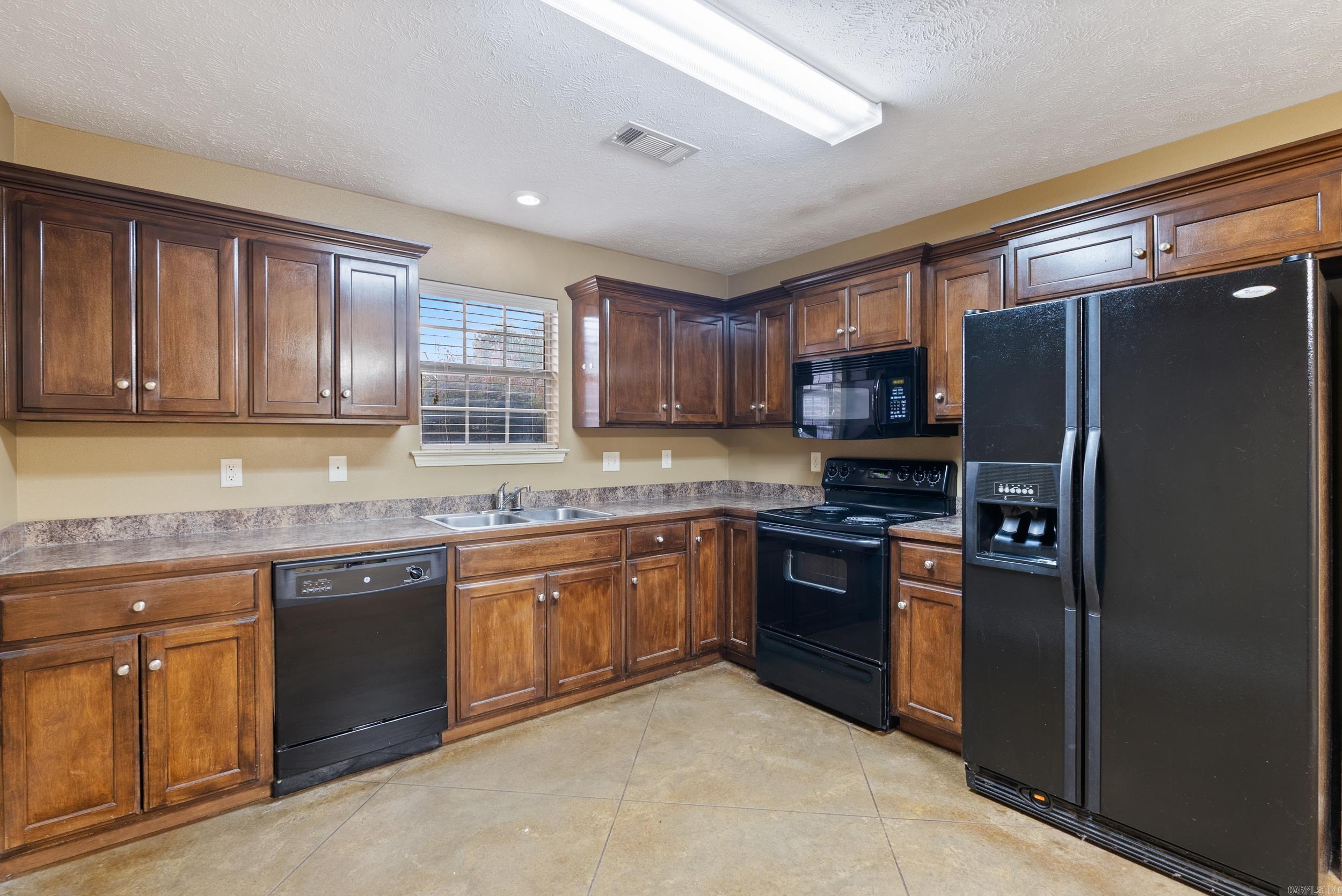 BROOKSTONE SUB CORRECTION - Residential