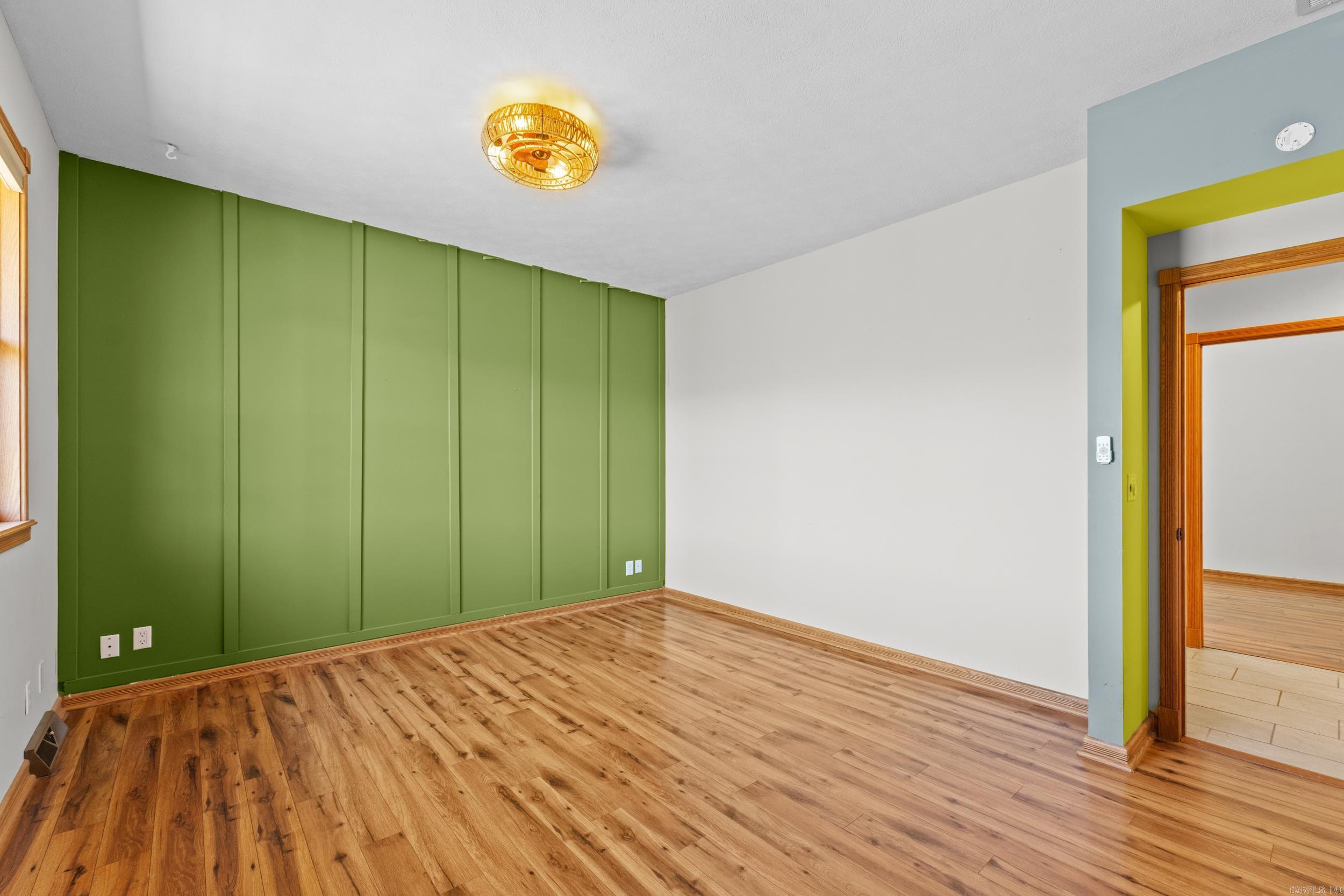 DRIFTWOOD LAKE SUB - Residential