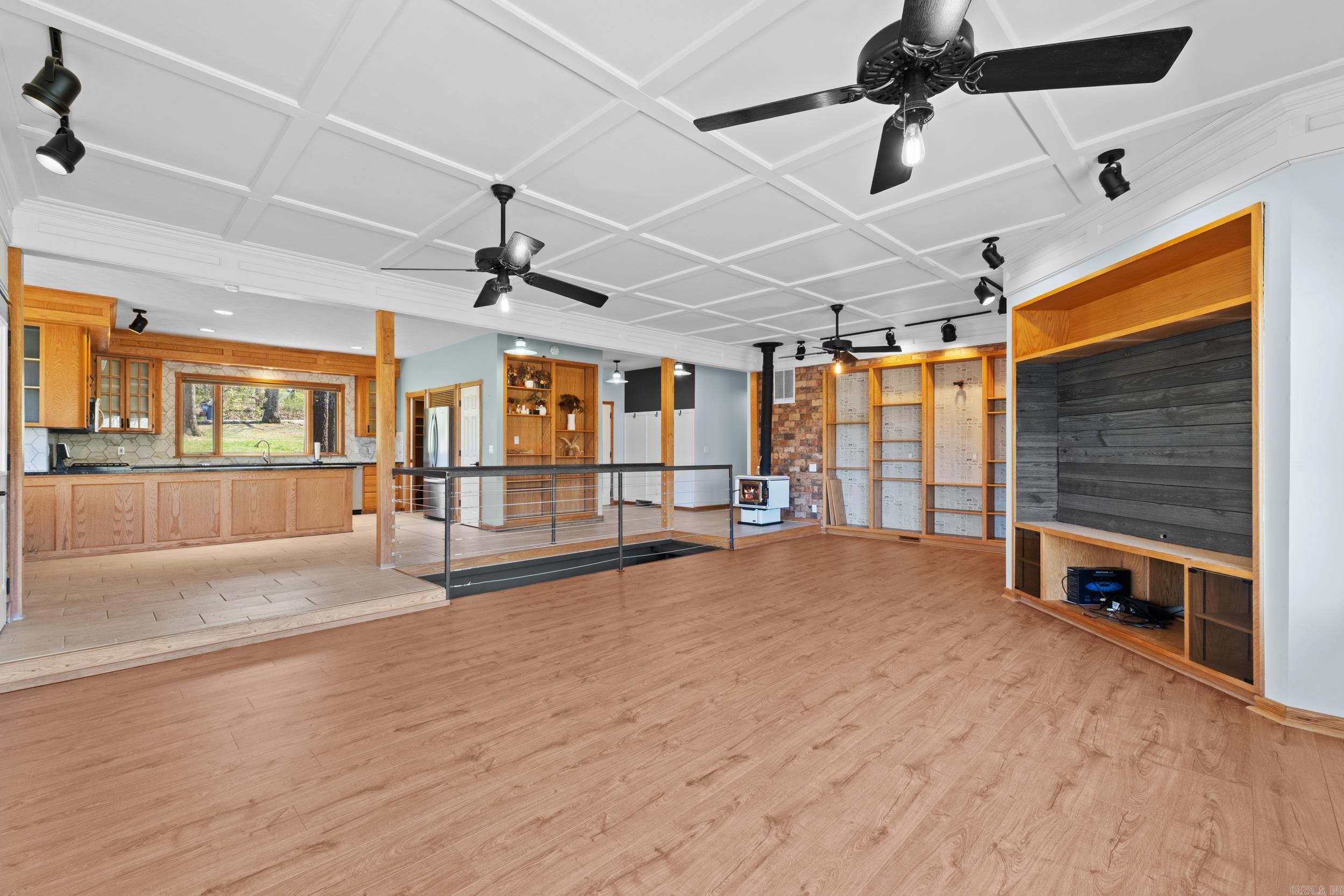 DRIFTWOOD LAKE SUB - Residential