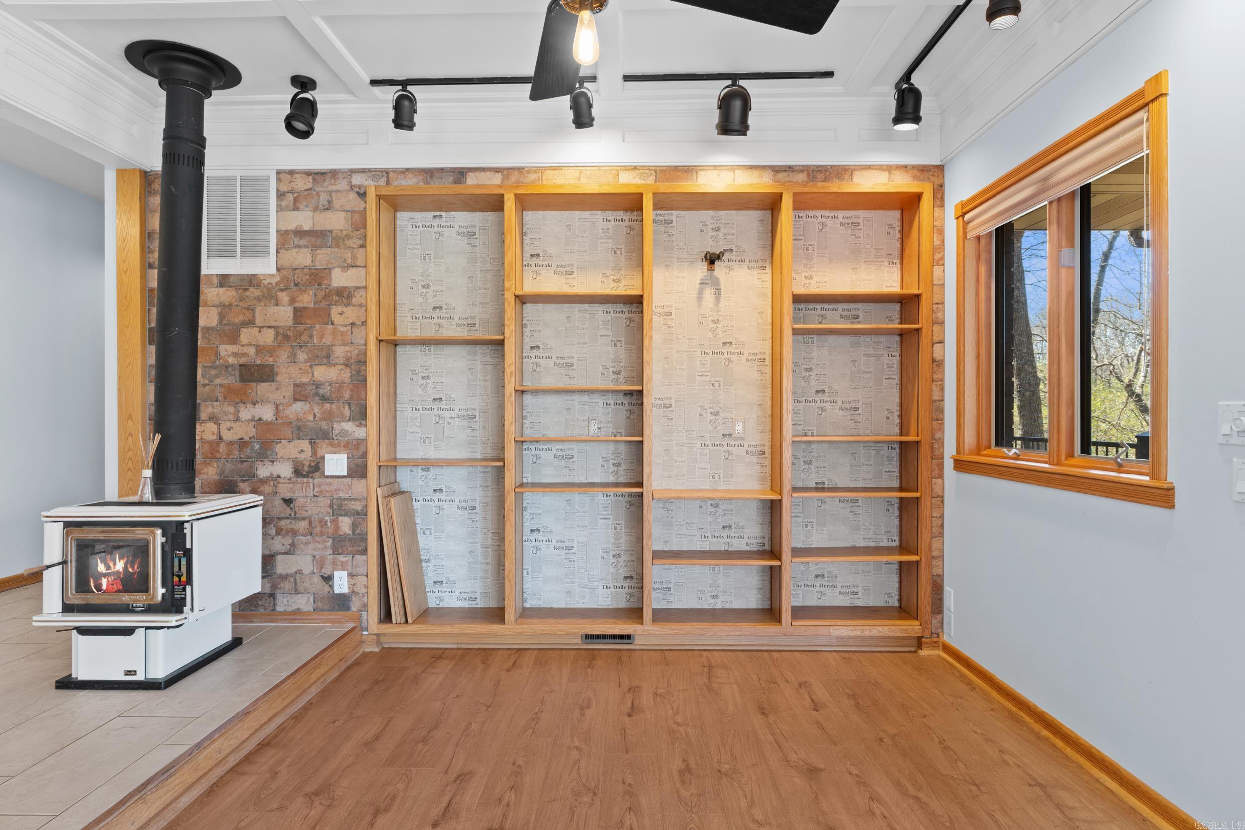 DRIFTWOOD LAKE SUB - Residential