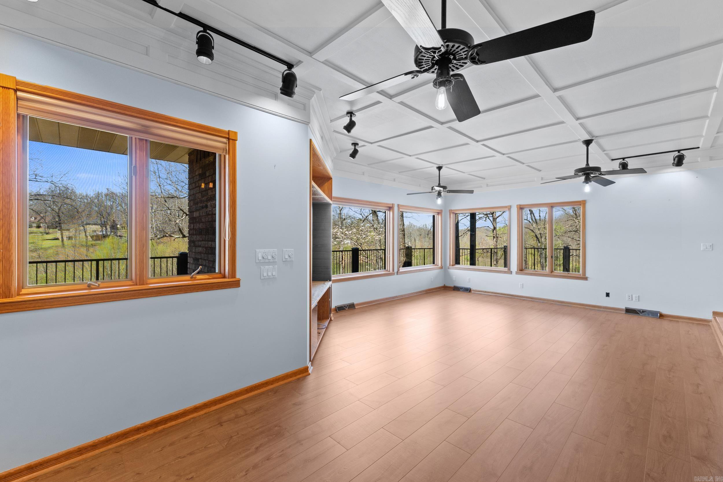 DRIFTWOOD LAKE SUB - Residential