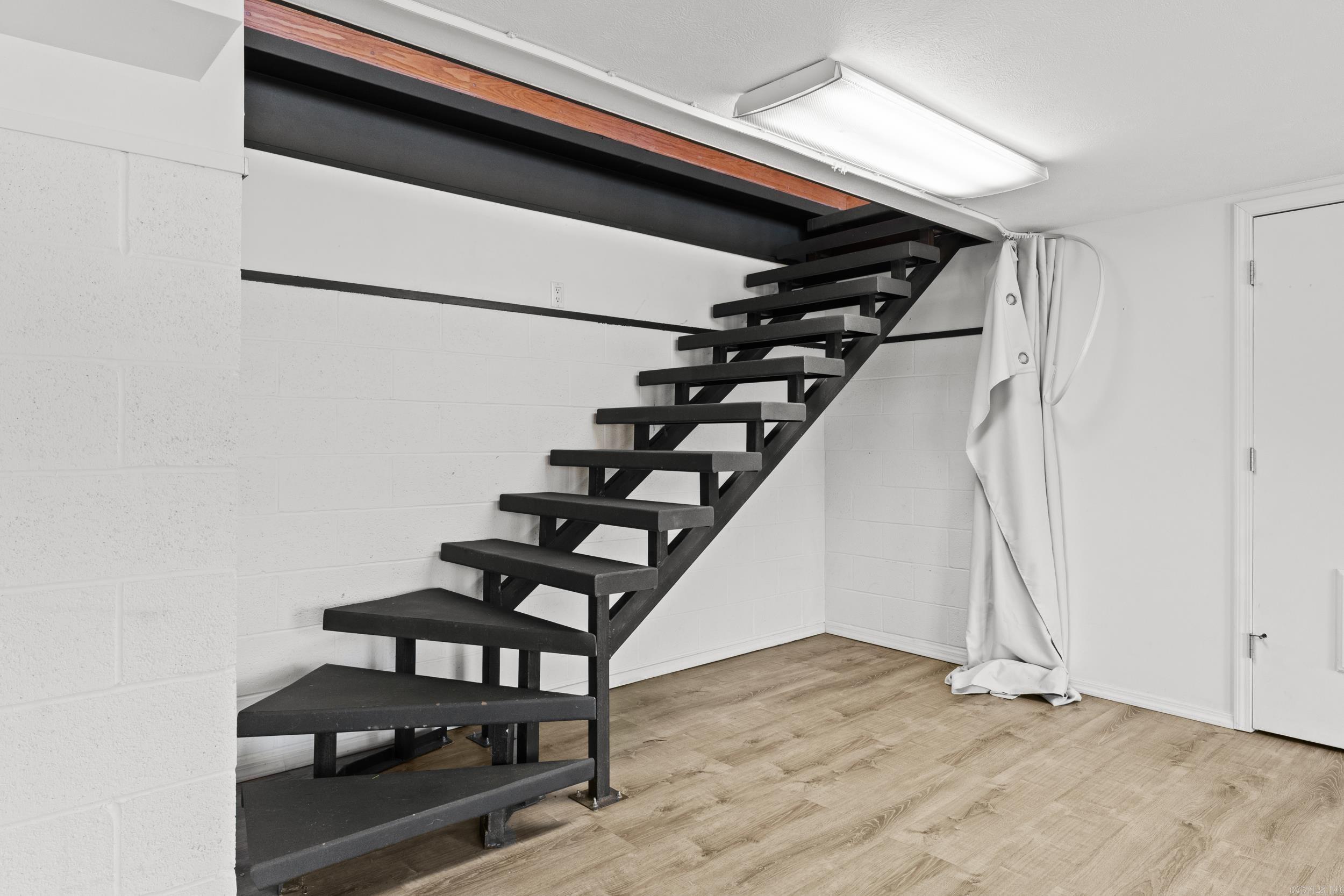 DRIFTWOOD LAKE SUB - Residential