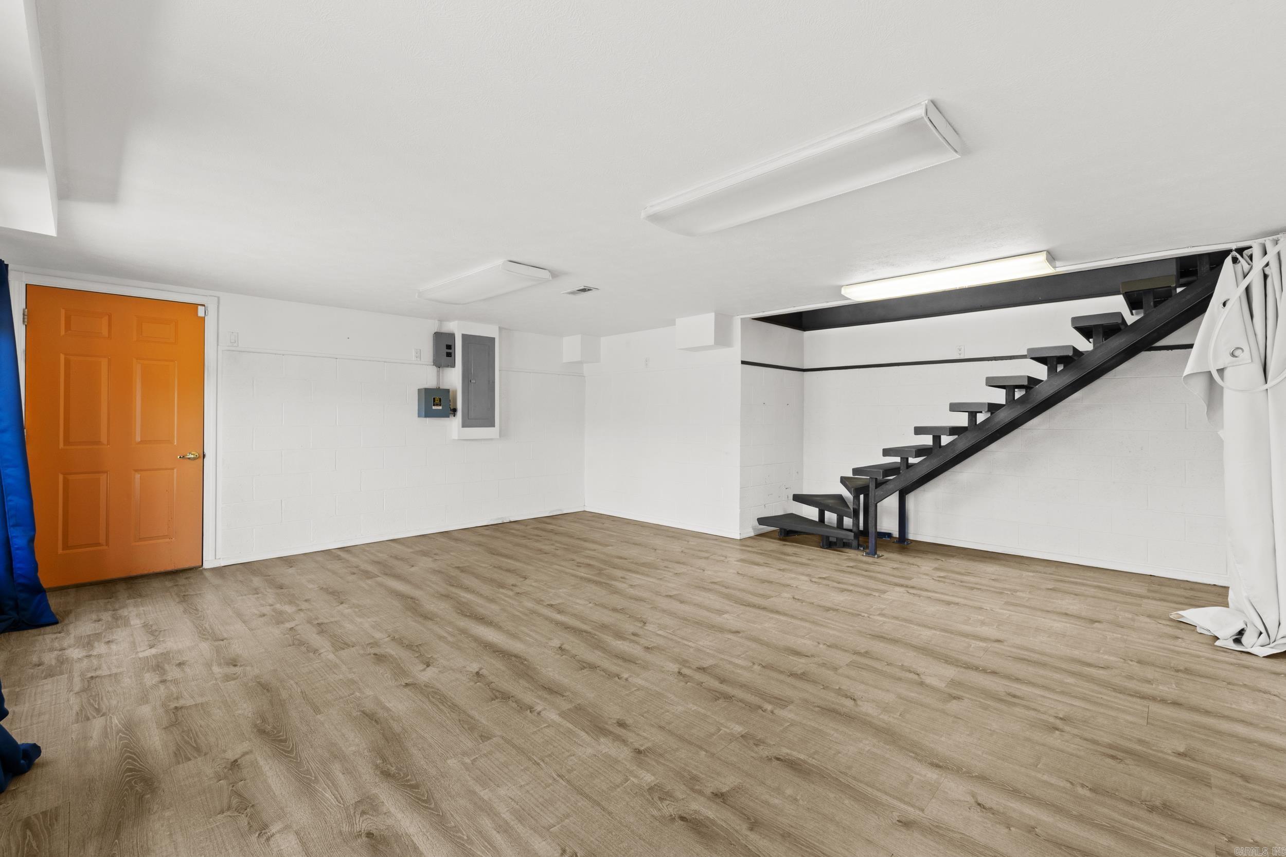 DRIFTWOOD LAKE SUB - Residential