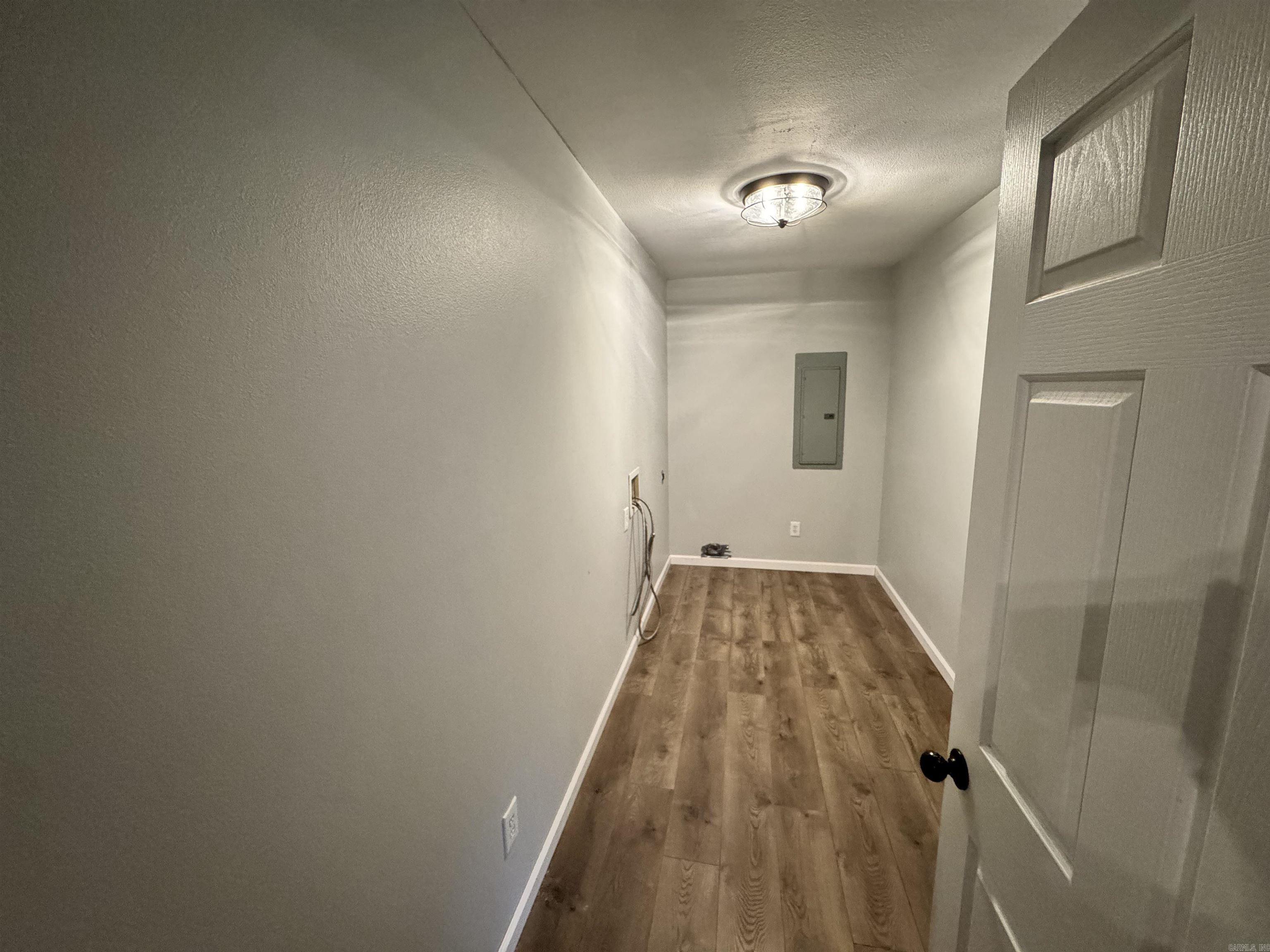 FIELDS FARM - Residential