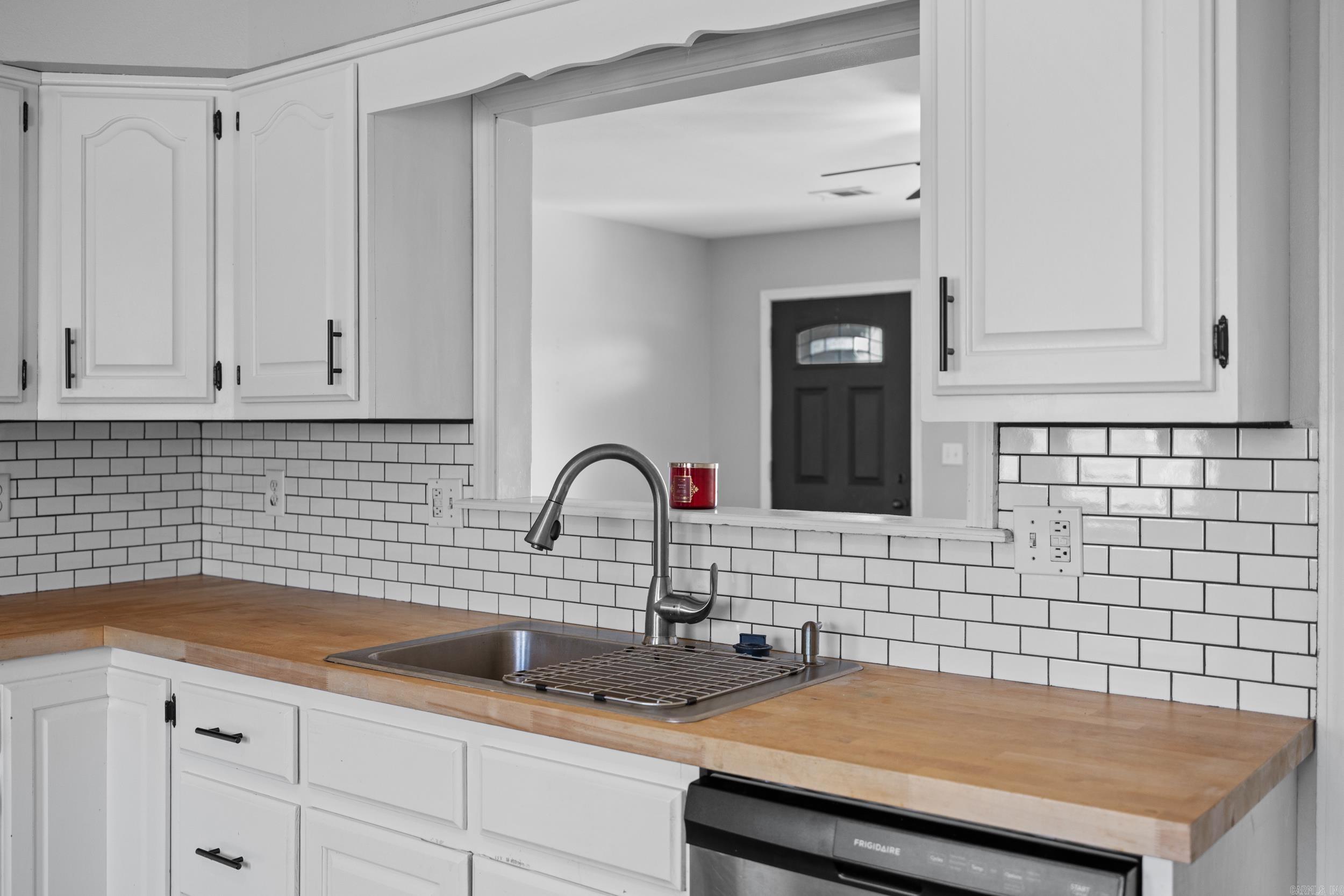 FIELDS FARM - Residential