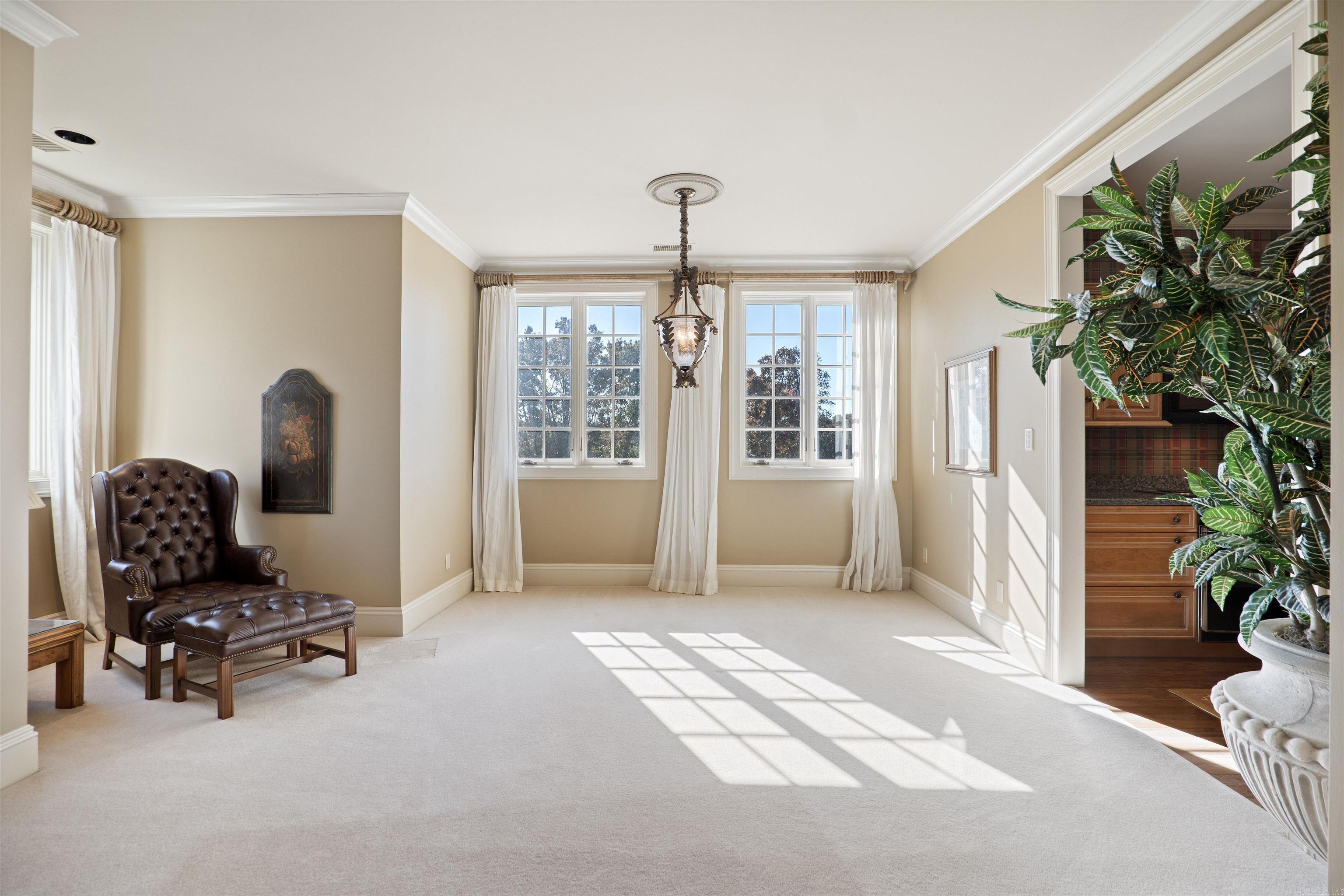 Ridgepointe - Residential