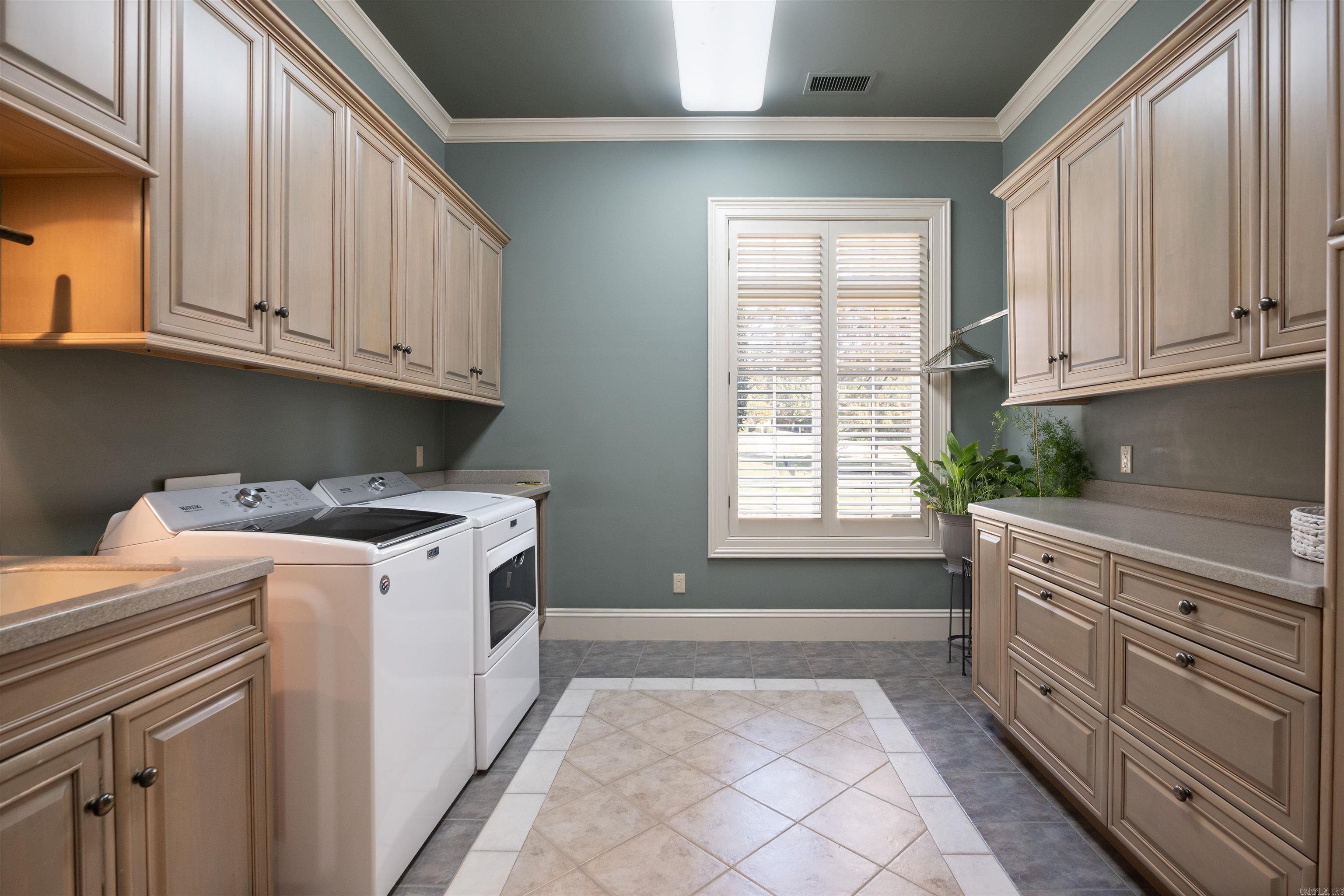 Ridgepointe - Residential