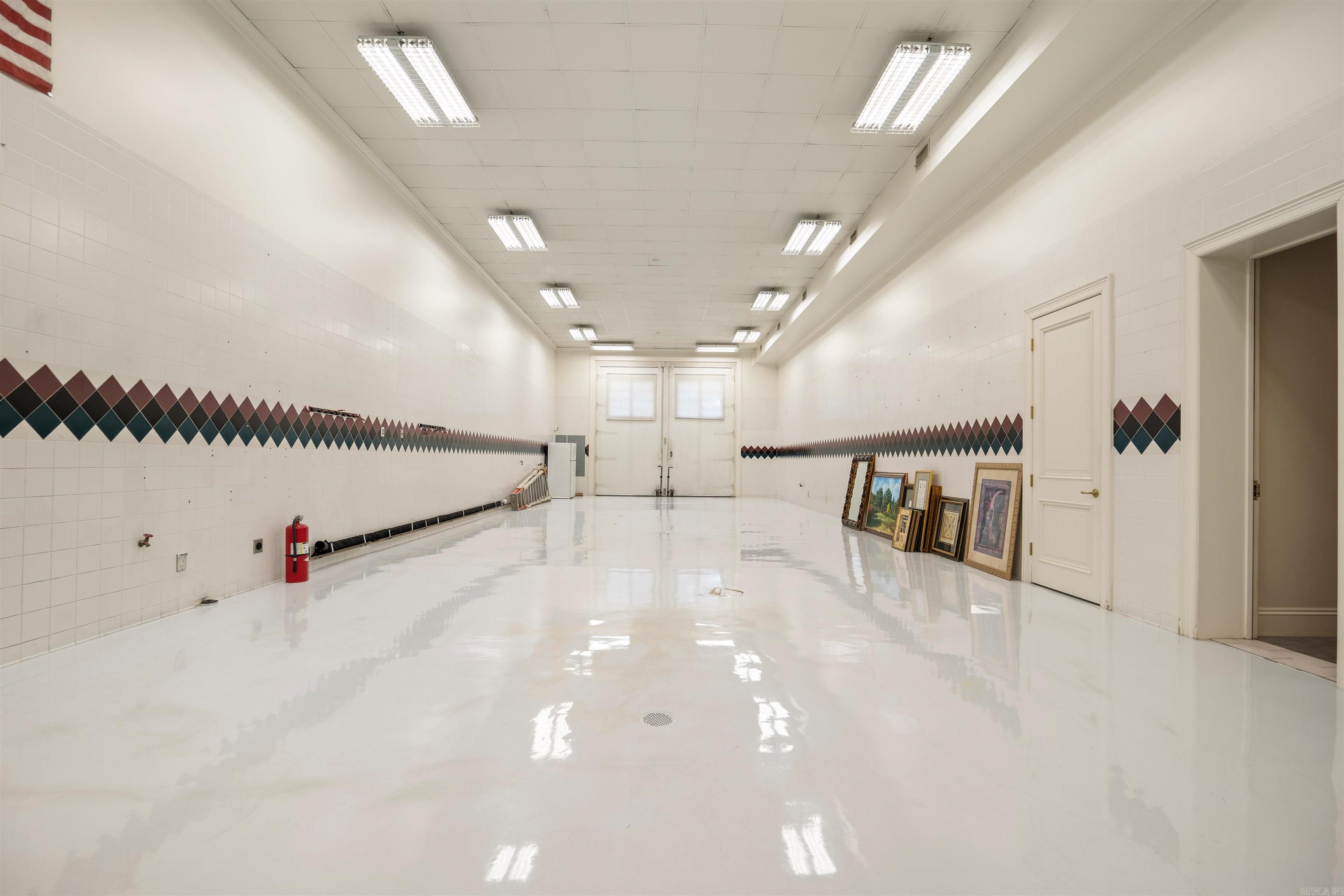 Ridgepointe - Residential