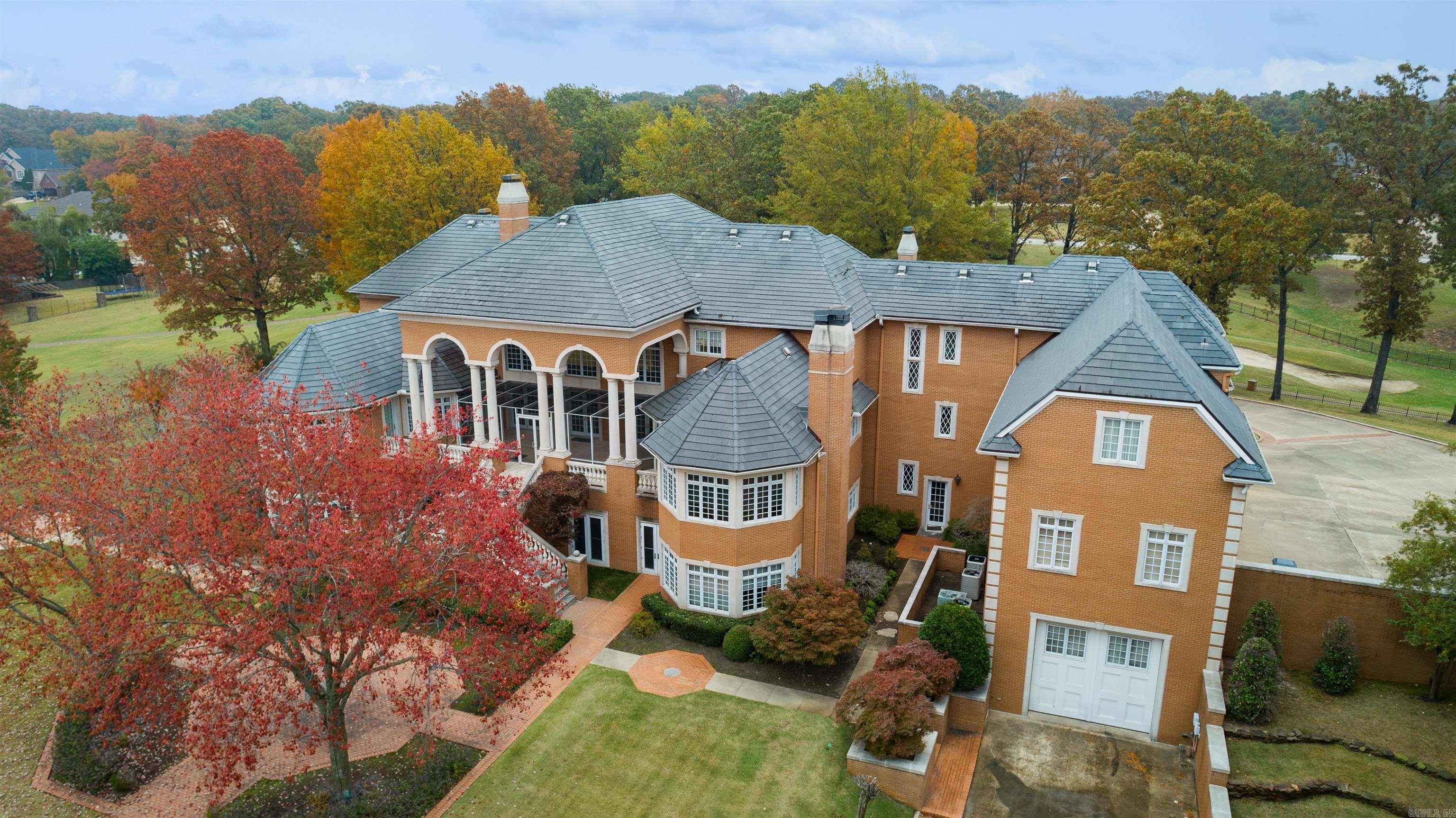 Ridgepointe - Residential