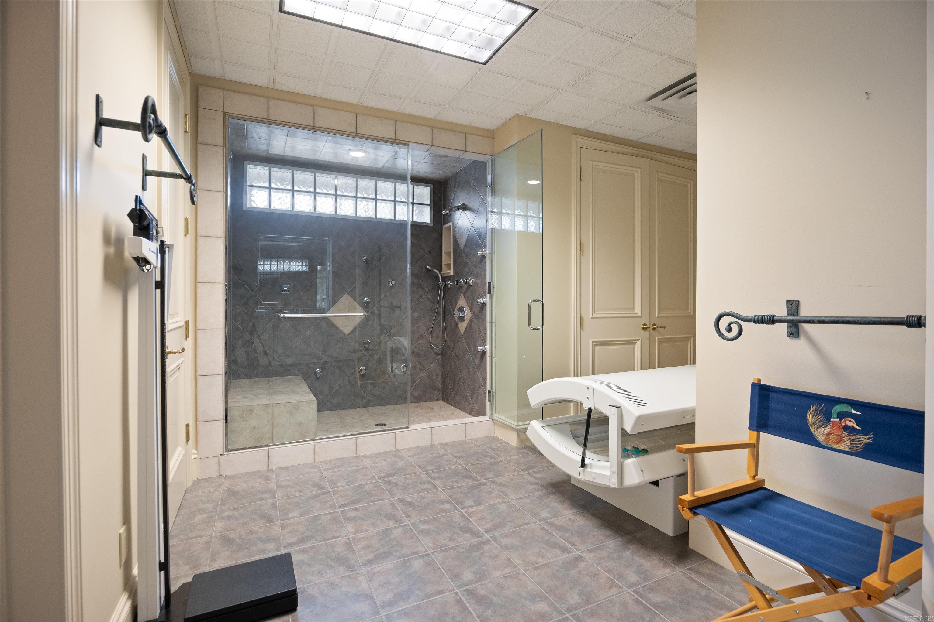 Ridgepointe - Residential