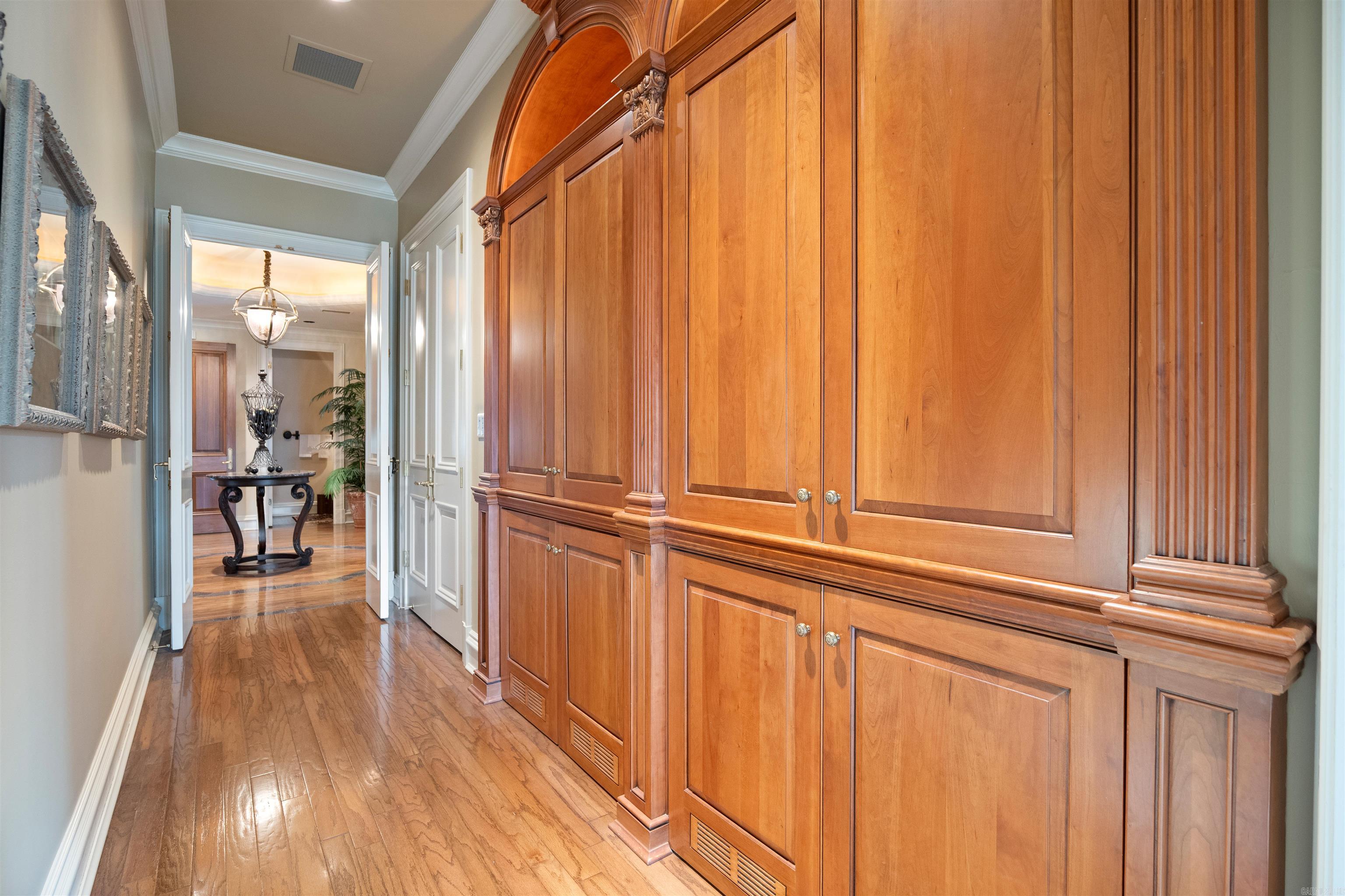 Ridgepointe - Residential