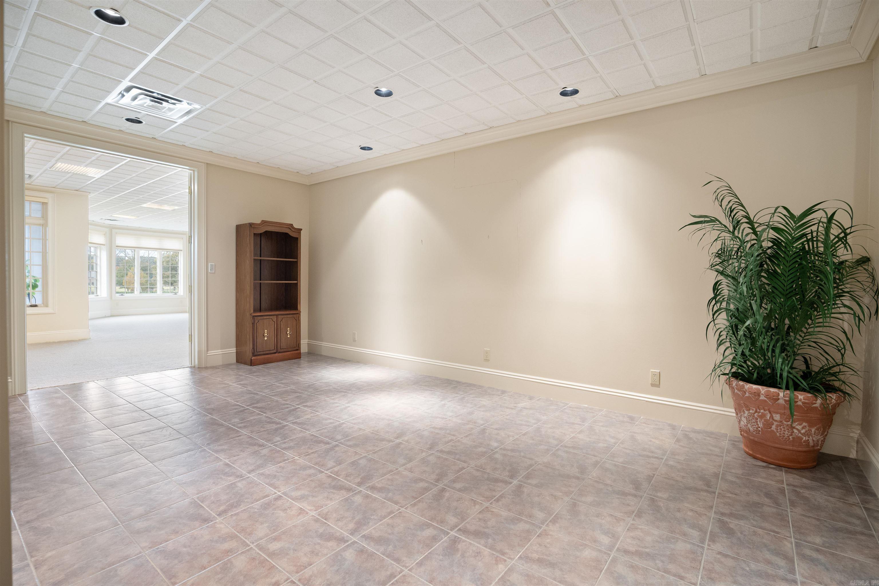 Ridgepointe - Residential