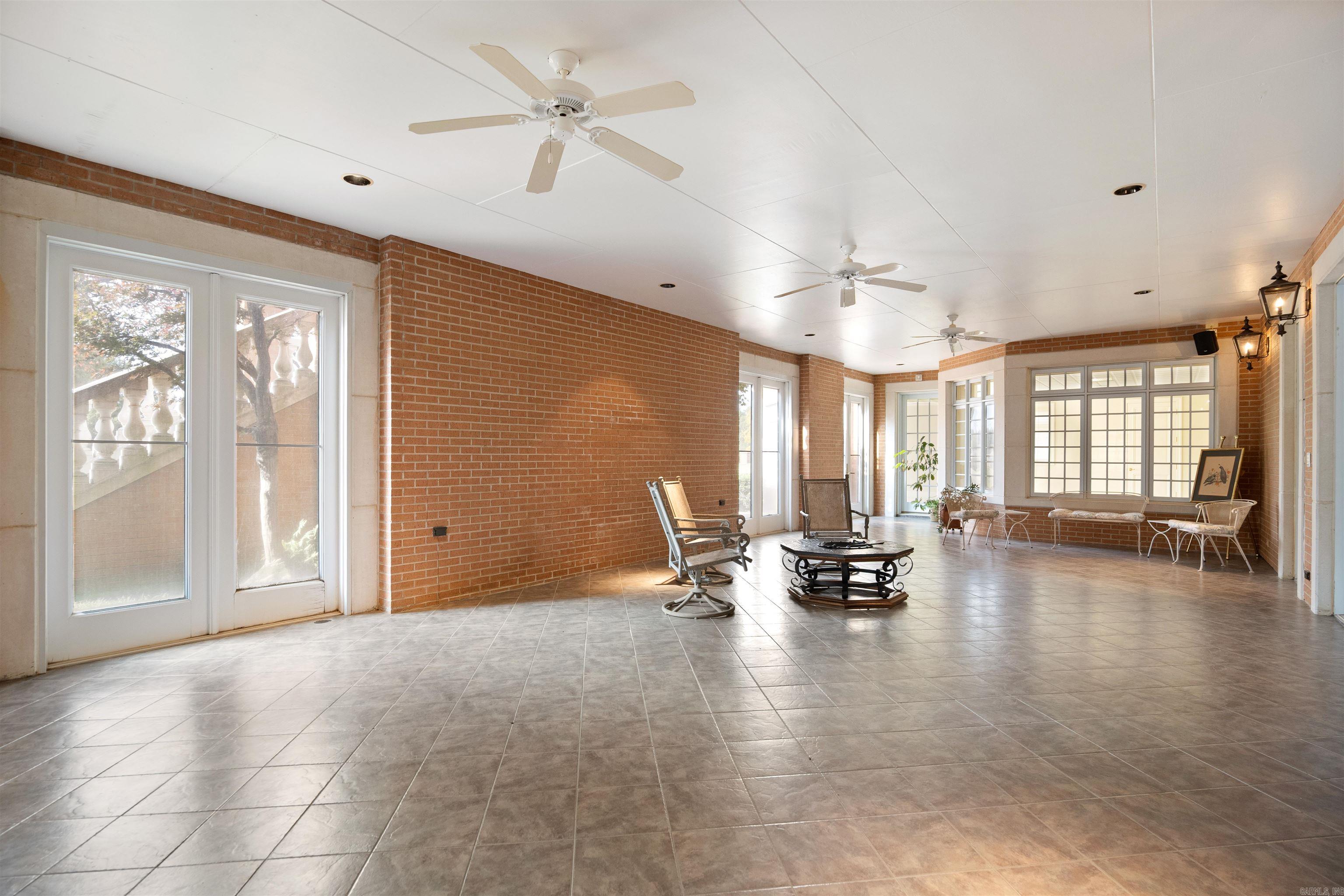 Ridgepointe - Residential