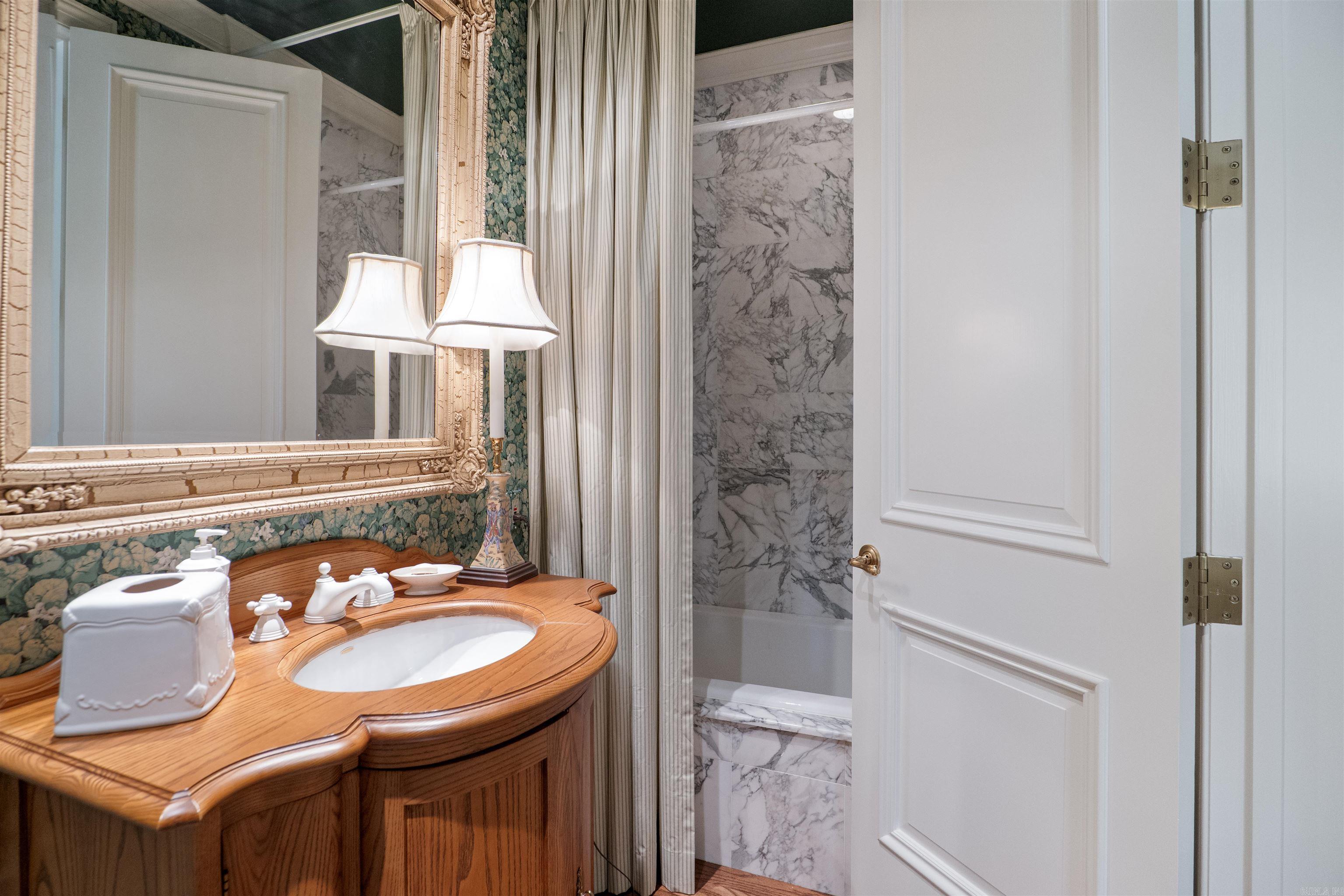 Ridgepointe - Residential