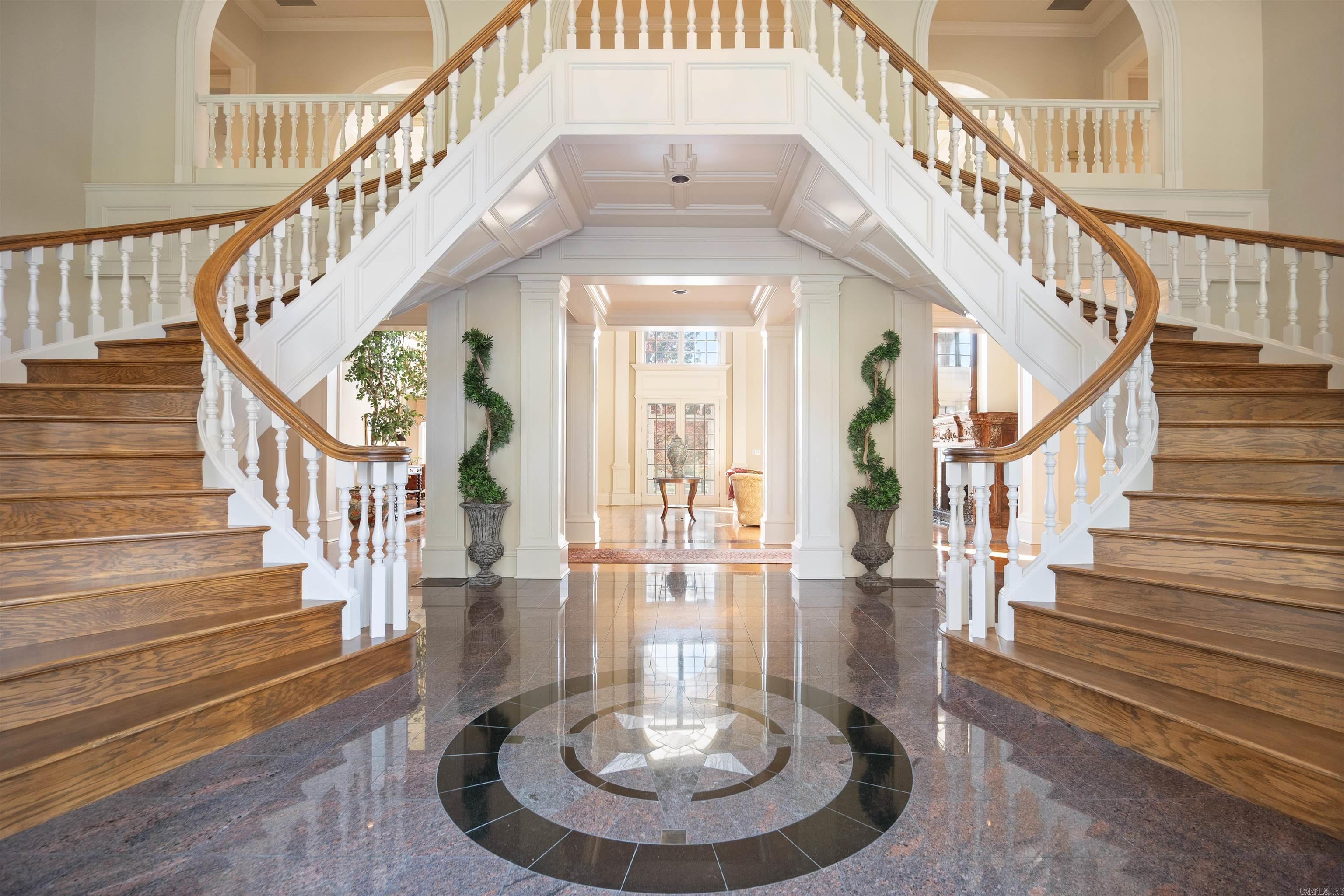 Ridgepointe - Residential