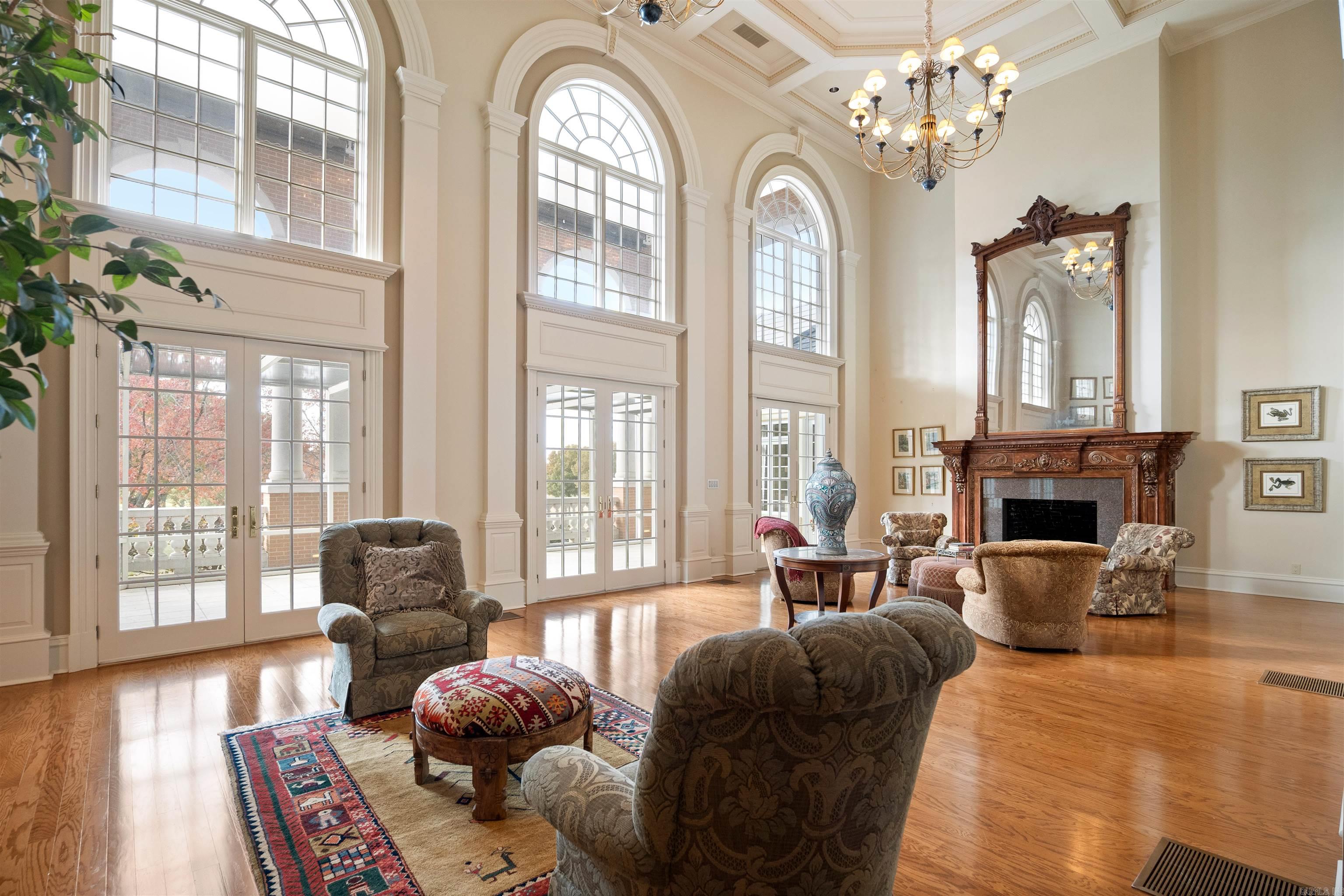 Ridgepointe - Residential