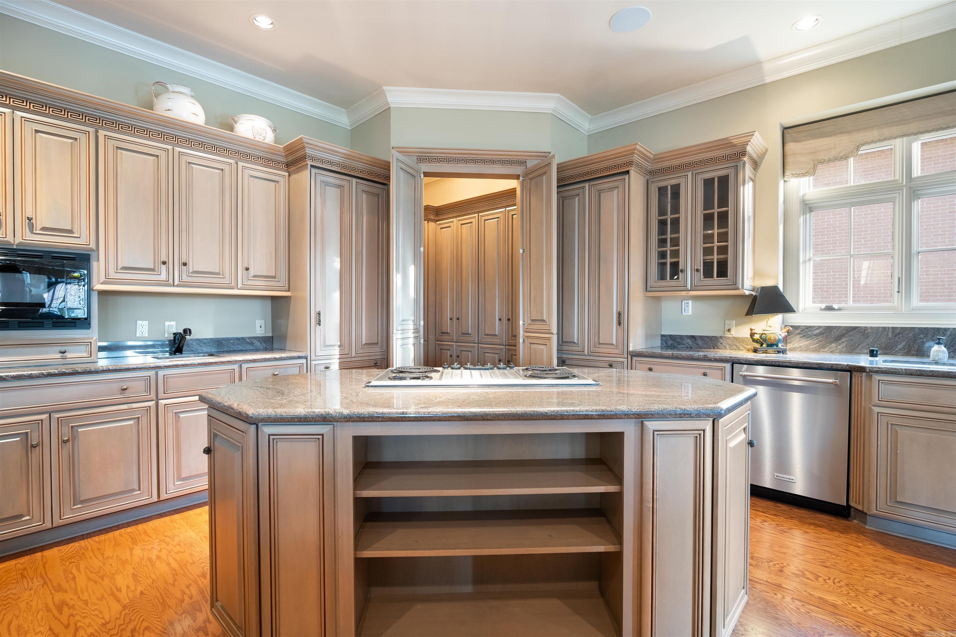 Ridgepointe - Residential