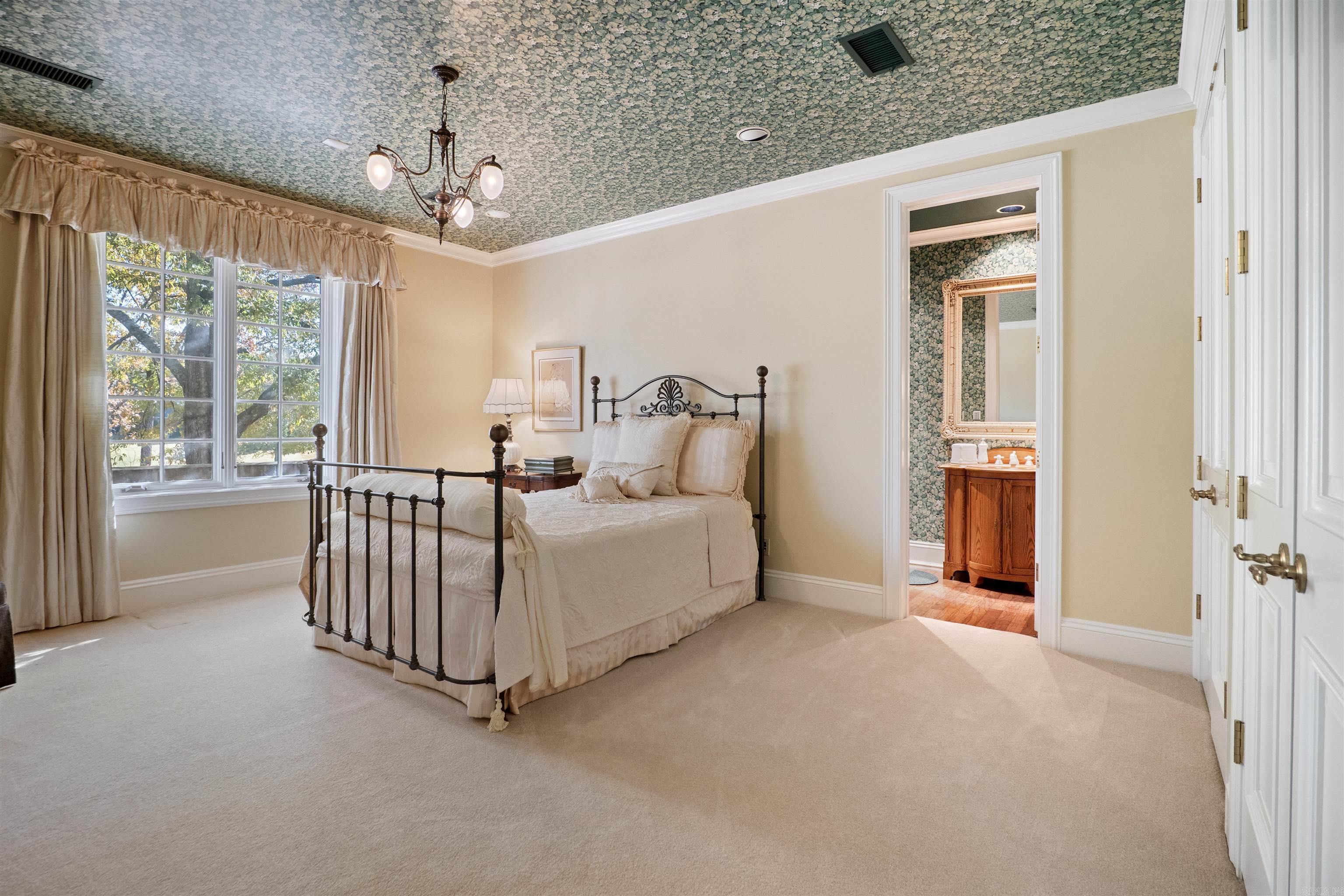 Ridgepointe - Residential