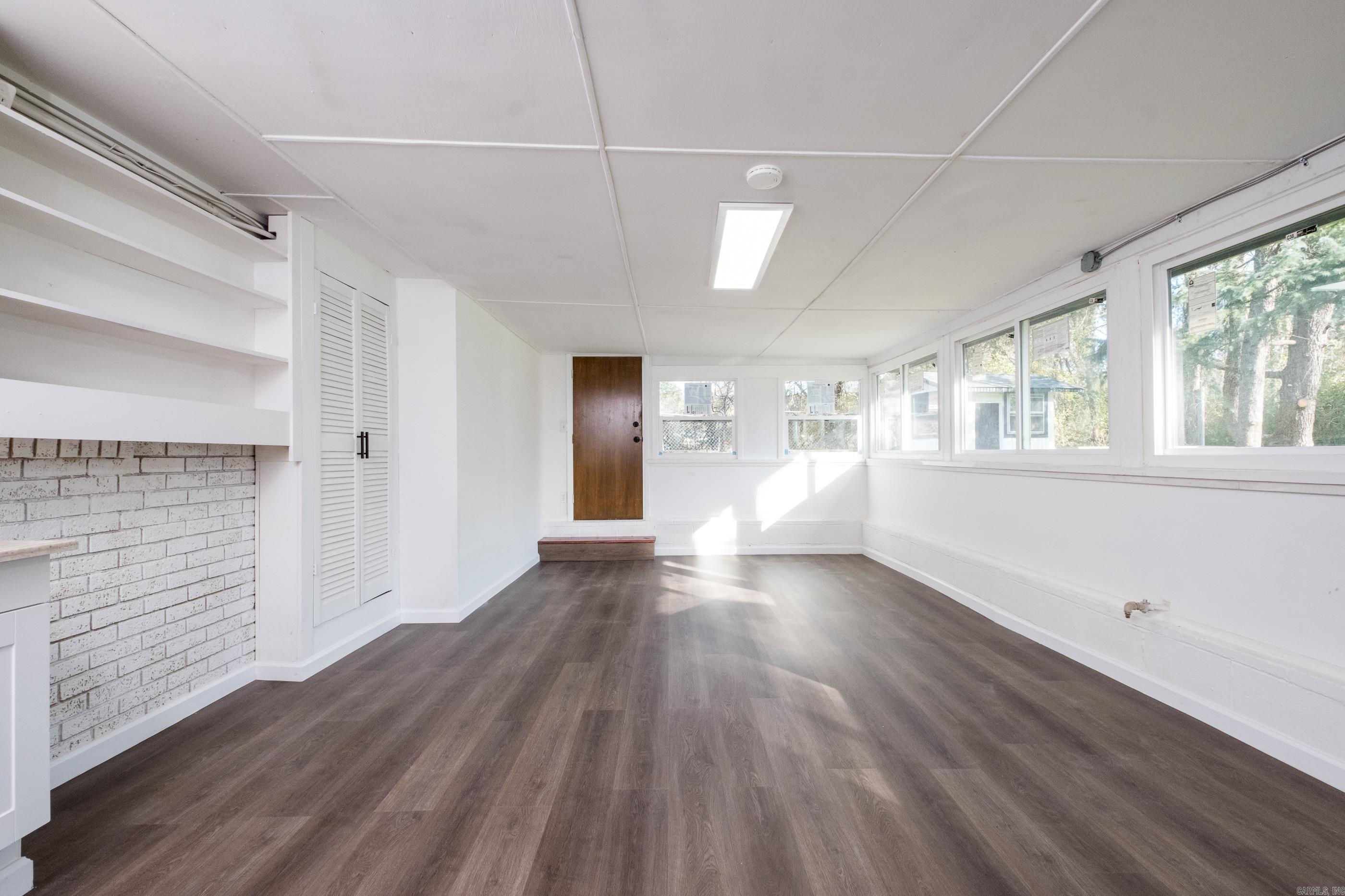 SUNNYMEADE - Residential