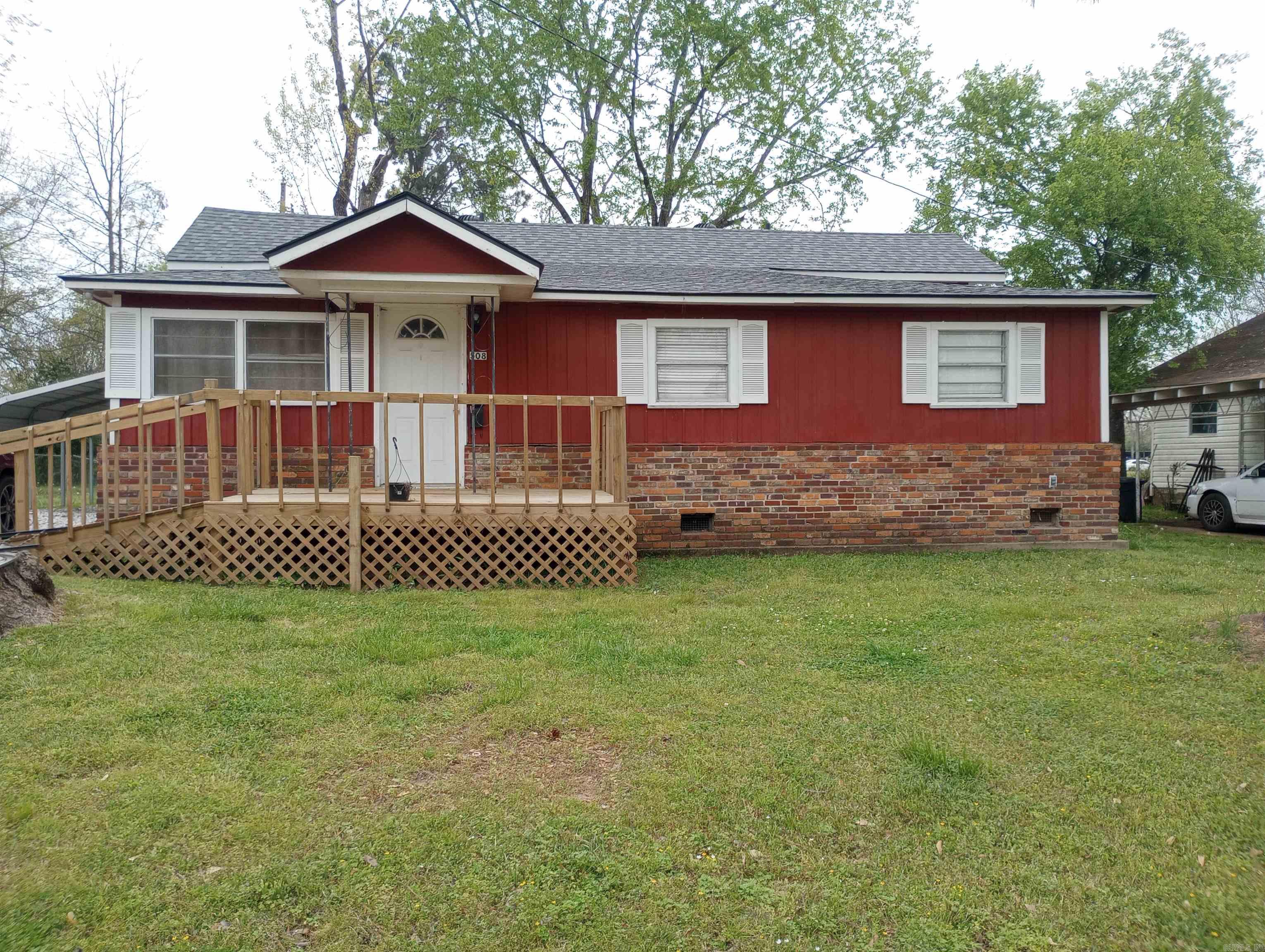 View Gurdon, AR 71743 house