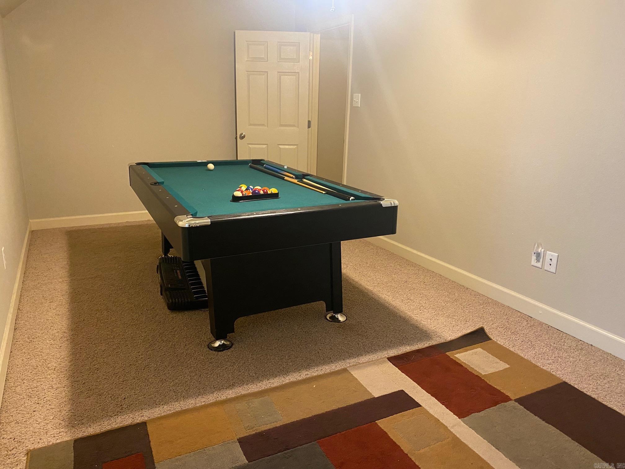 MAPLE CREEK FARMS - Residential